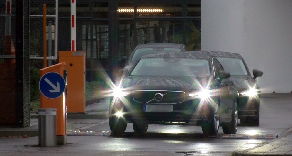 Eine IS-Angehörige wurde in Frankfurt festgenommen. Das Flugzeug musste in Wien notlanden.