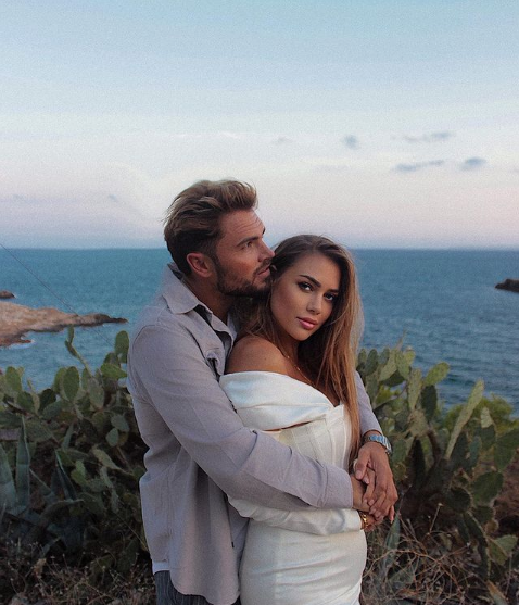 Die Reality-TV-Stars <strong>Johannes Haller</strong> und <strong>Jessica Paszka</strong> erwarten ihr erstes gemeinsames Kind.<br>