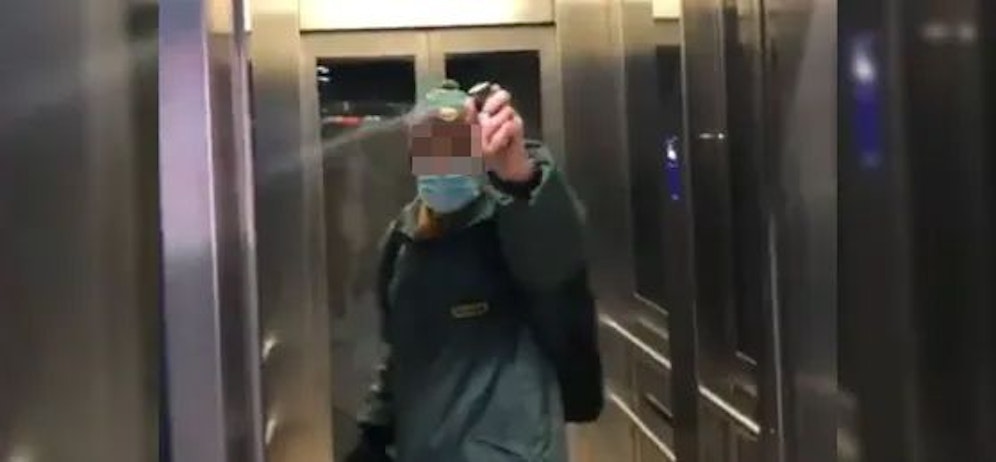 Der Mann attackierte den Politiker-Sohn mit Pfefferspray.