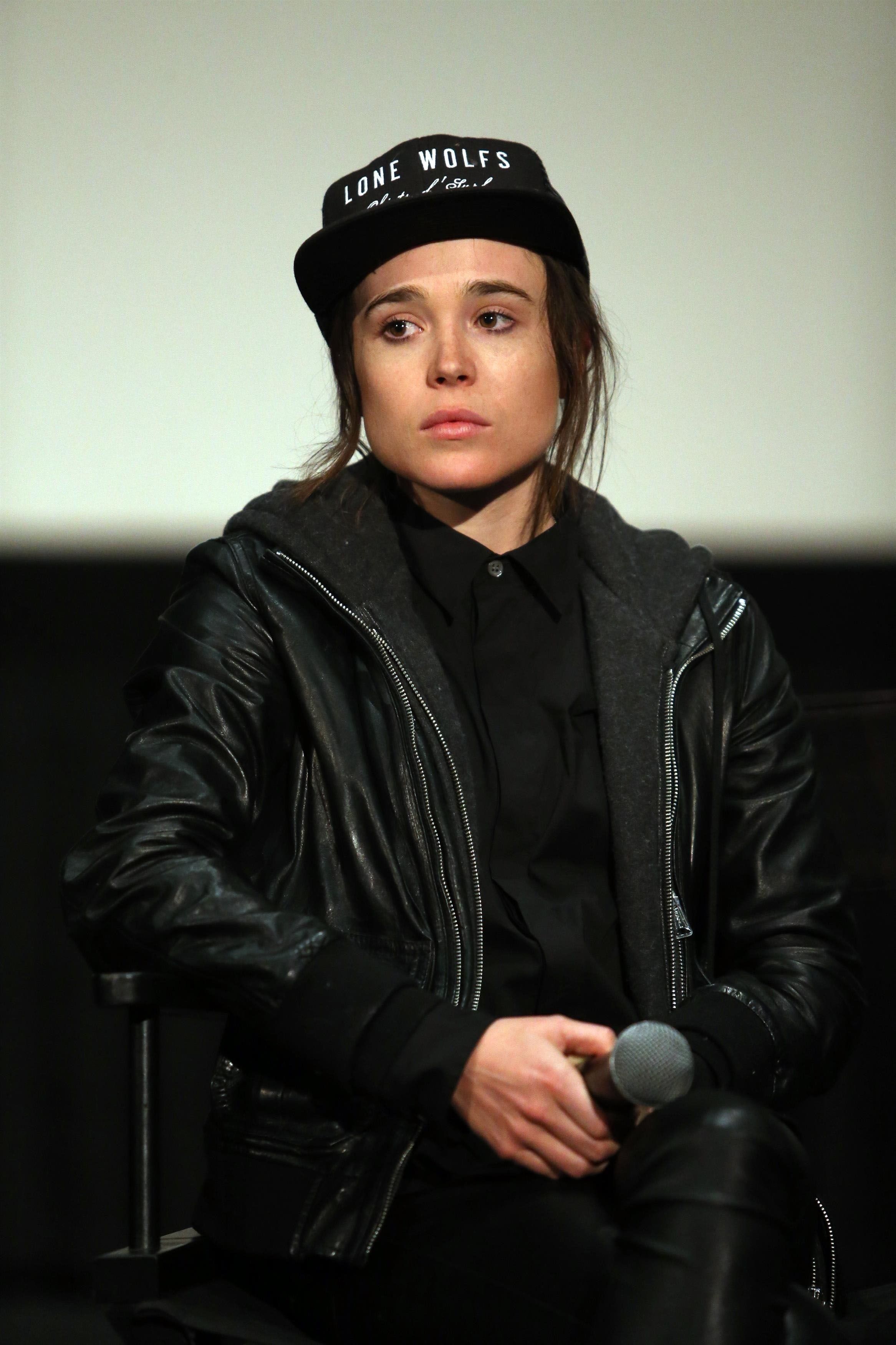 <strong>Elliot Page</strong> outete sich vor kurzem als transgender und bedankt sich auf Instagram für den Zuspruch seiner Fans und Kollegen.<br>