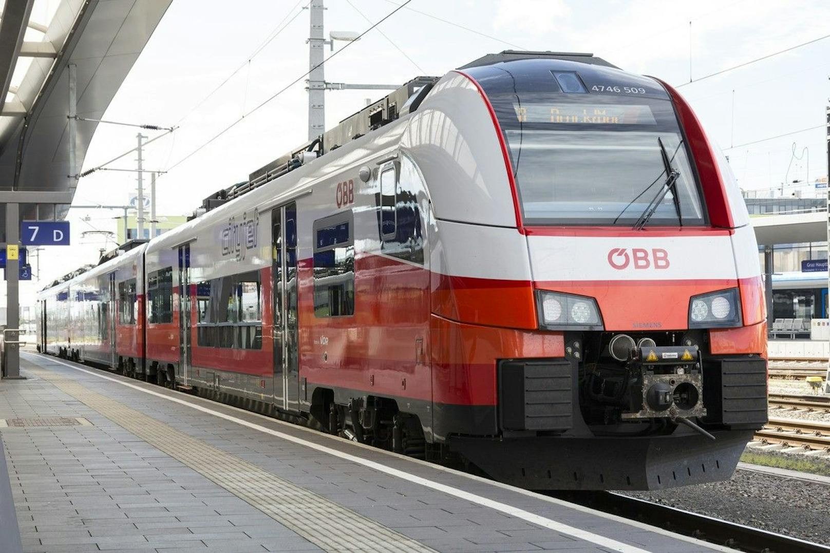 Ein Corona-Infizierter fuhr am Montag mit dem Zug von Graz nach Wien.