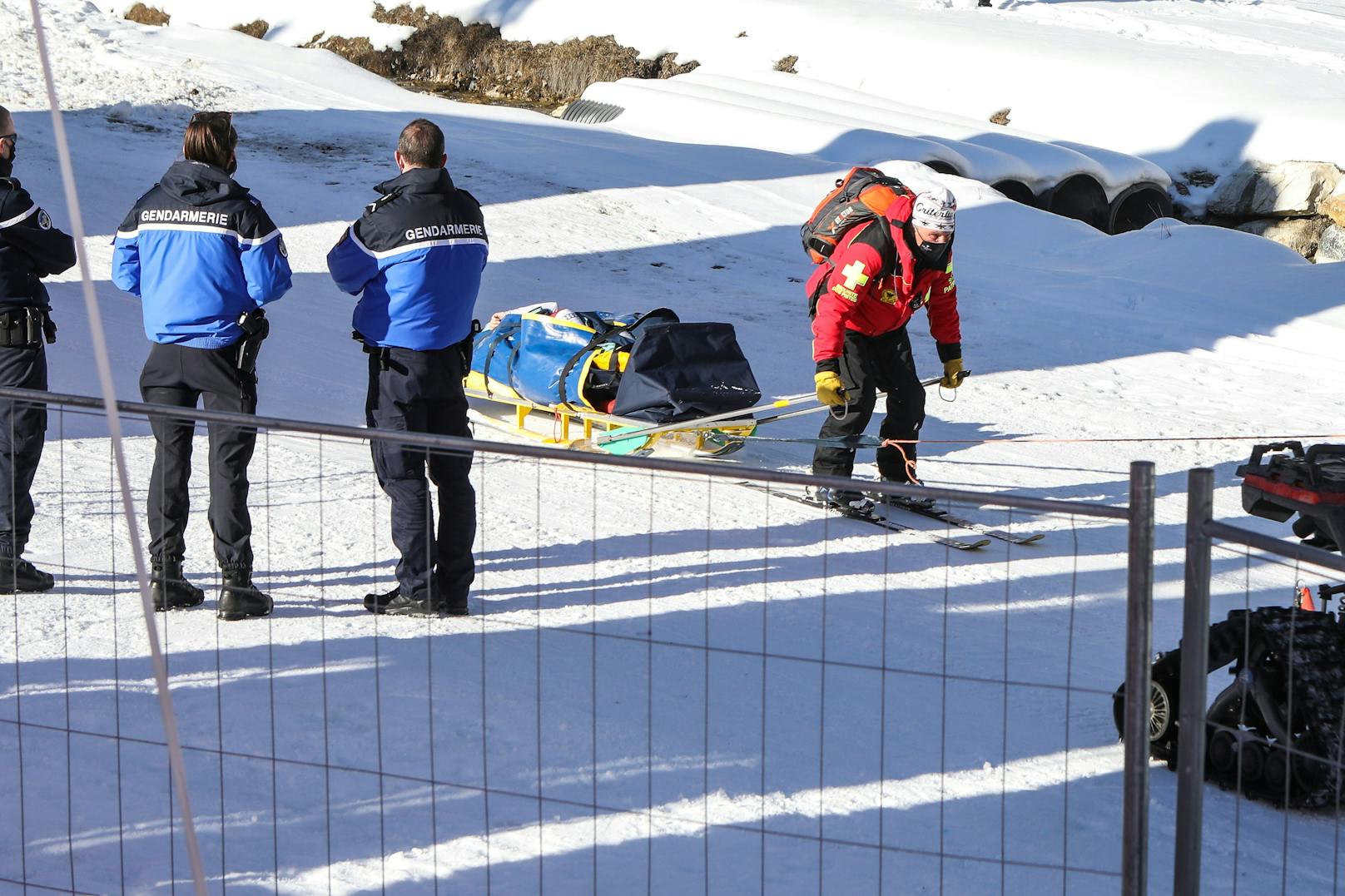 Dann der große Schock: Nicole Schmidhofer stürzte in der Abfahrt von Val d'Isere schwer, zerstörte dabei ihr Knie –&nbsp;die Saison war beendet. Siegerin: Fabienne Suter (Sz).