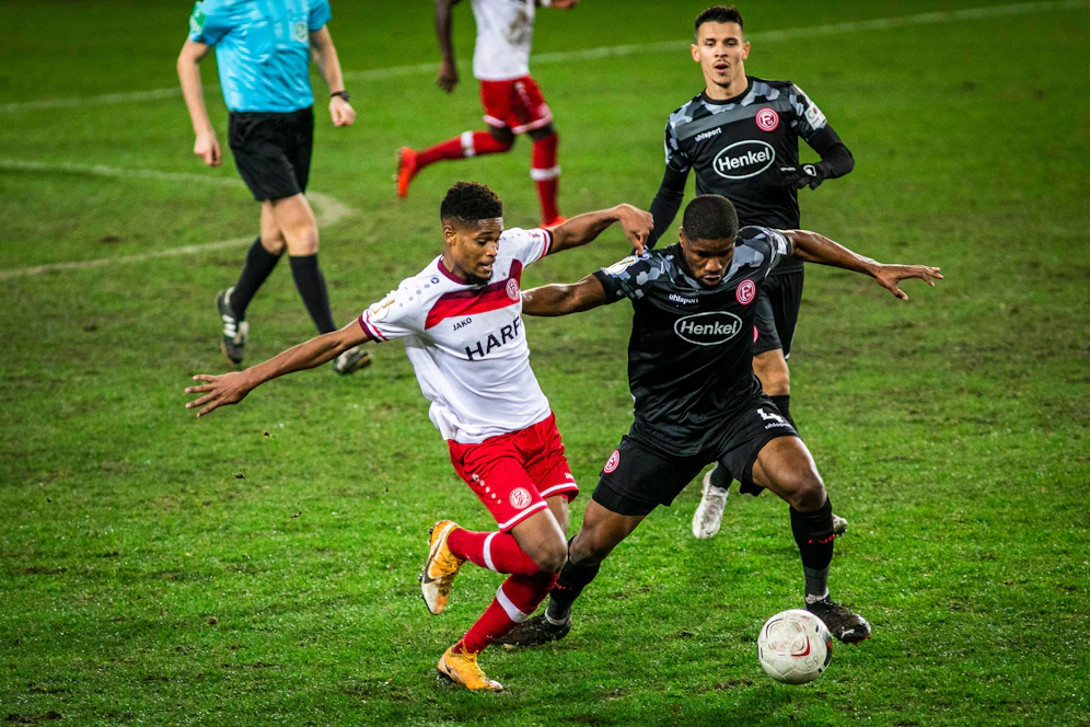 Kevin Danso scheitert gegen RW Essen.