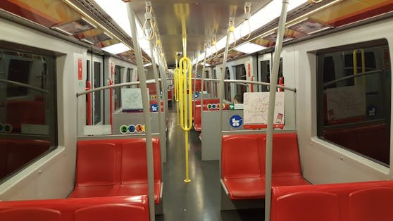 Leere U-Bahnen an den Weihnachtsfeiertagen in Wien.