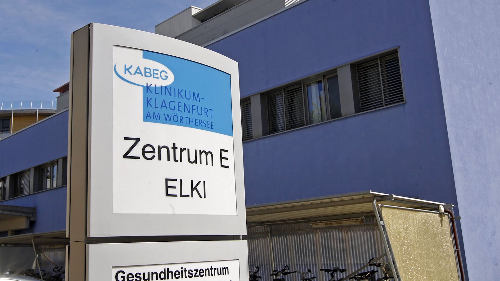 Der Patient wird im Klinikum Klagenfurt am Wörthersee behandelt. 