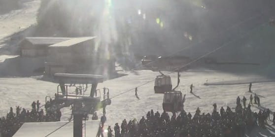 In Zauchensee herrschte am Sonntag wildes Gedränge beim Skilift.