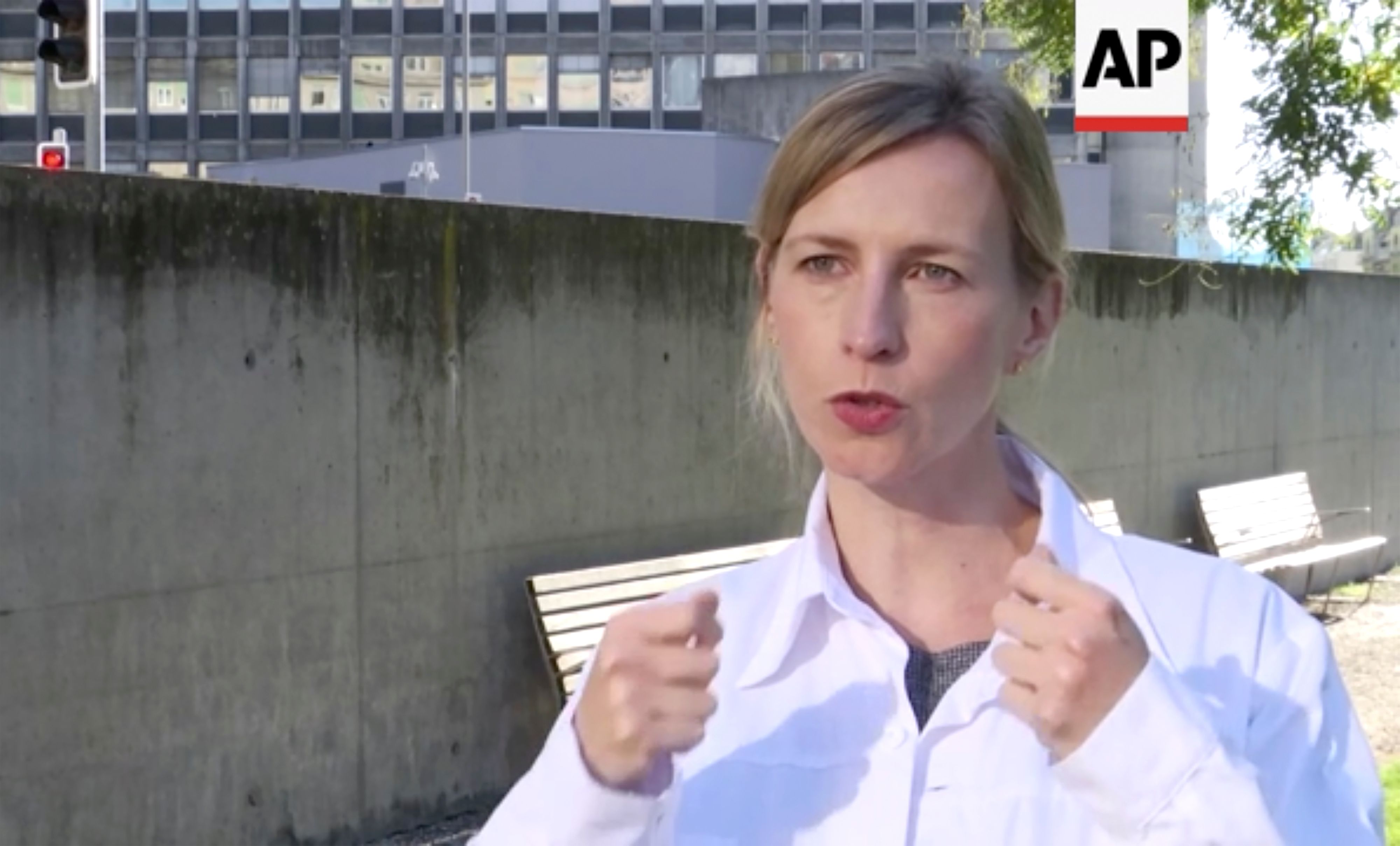 Die Schweizer Virologin Isabella Eckerle fordert strenge Maßnahmen.