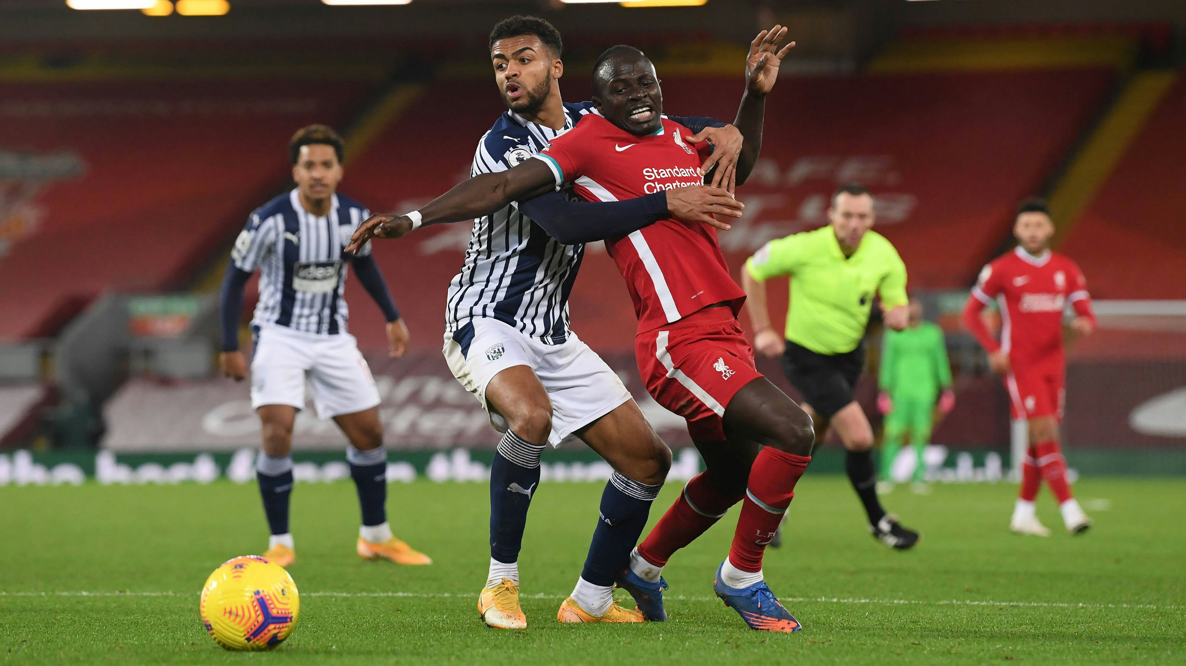 Sadio Mane (r.) brachte Liverpool in Führung.