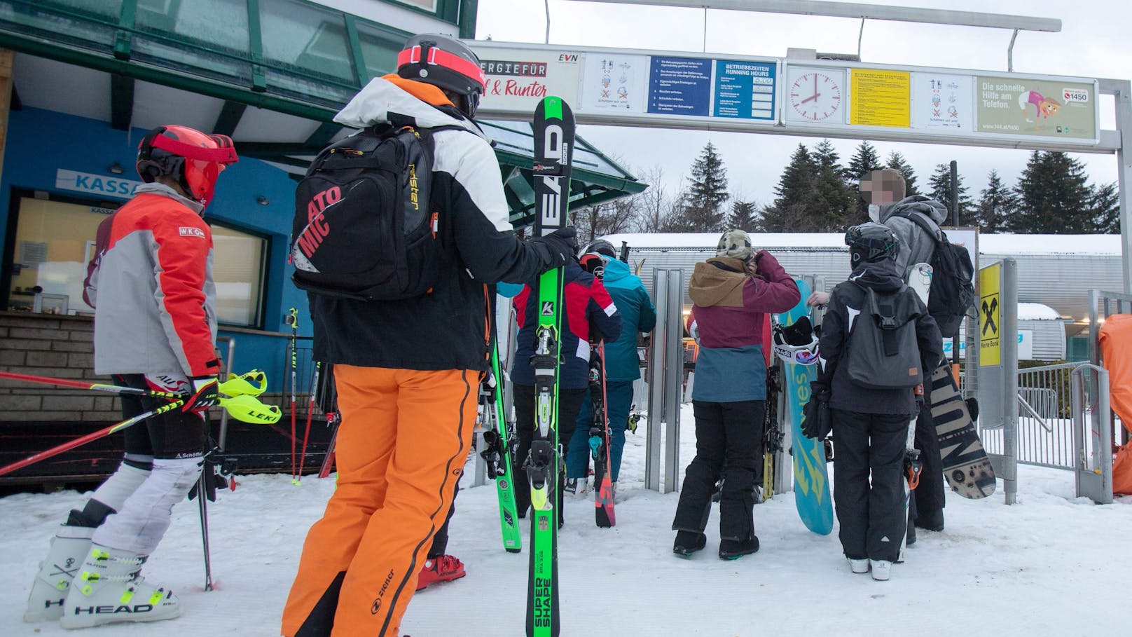 Mit dieser Info sparst du beim Ski-Ticket viel Geld