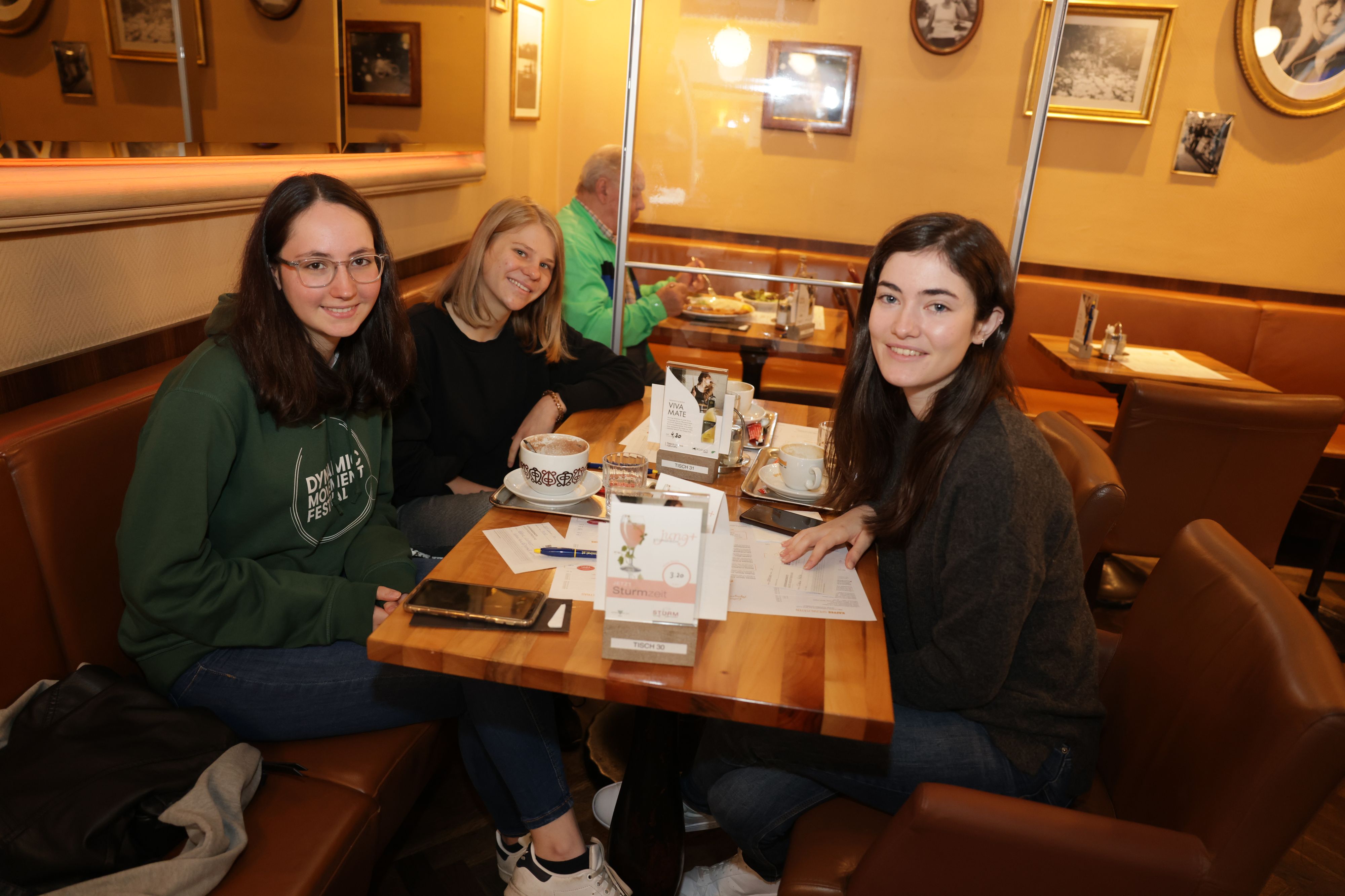 Gastronomie ab 18.1. nur mit einem negativen Test (Symbolbild)&nbsp;