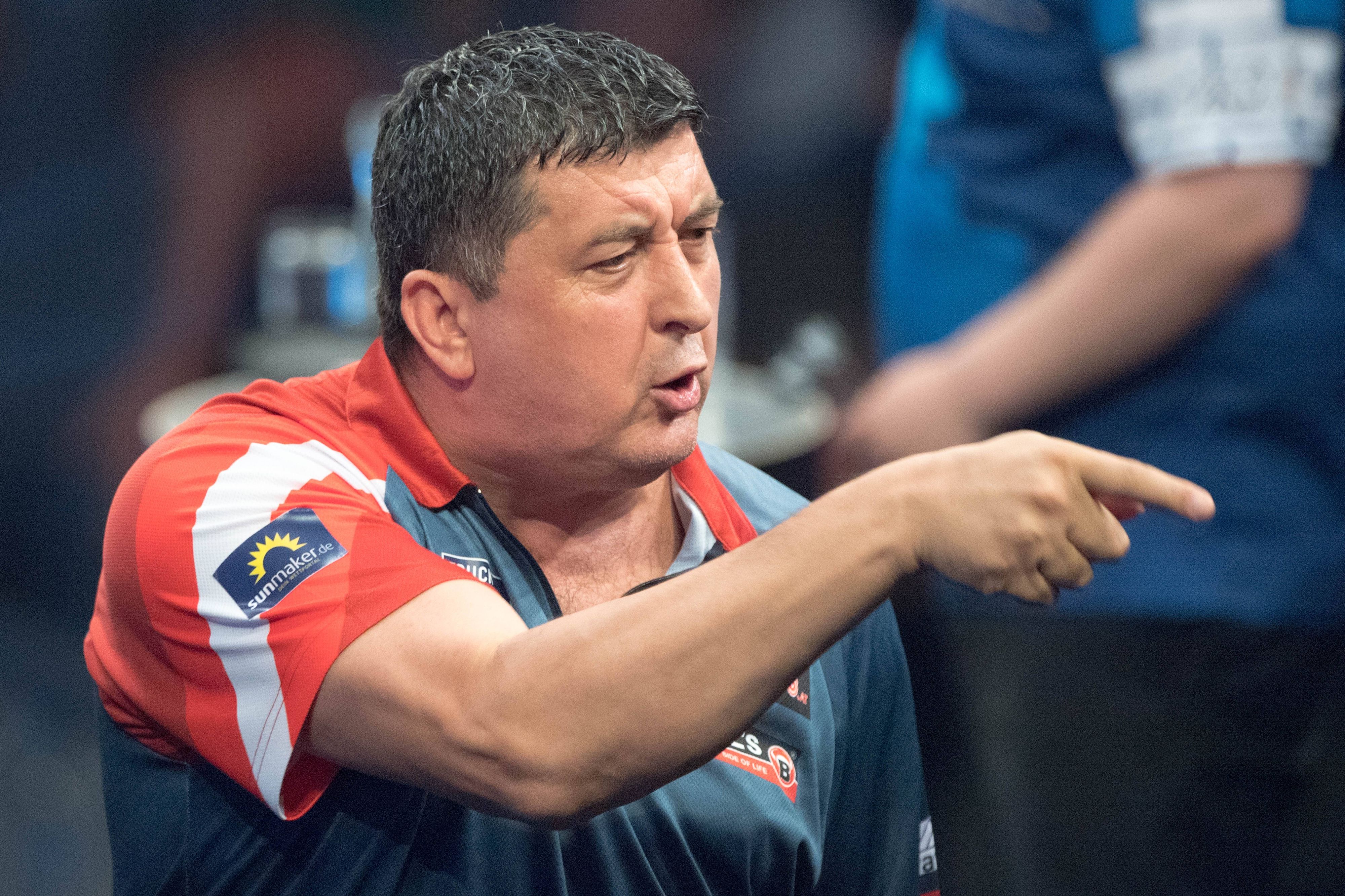 Darts-Star Mensur Suljovic.