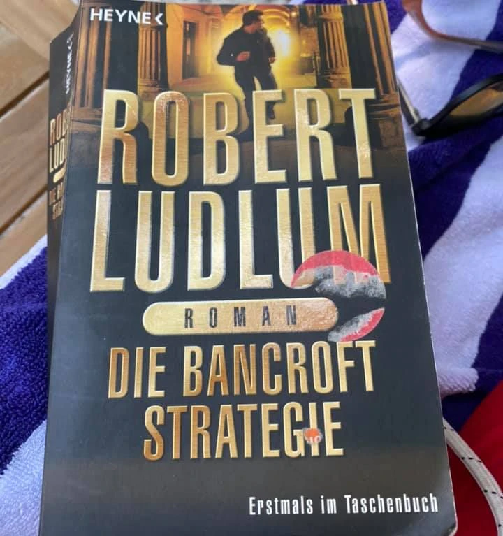 Der Schurke in diesem Buch heißt Richard Lugner.
