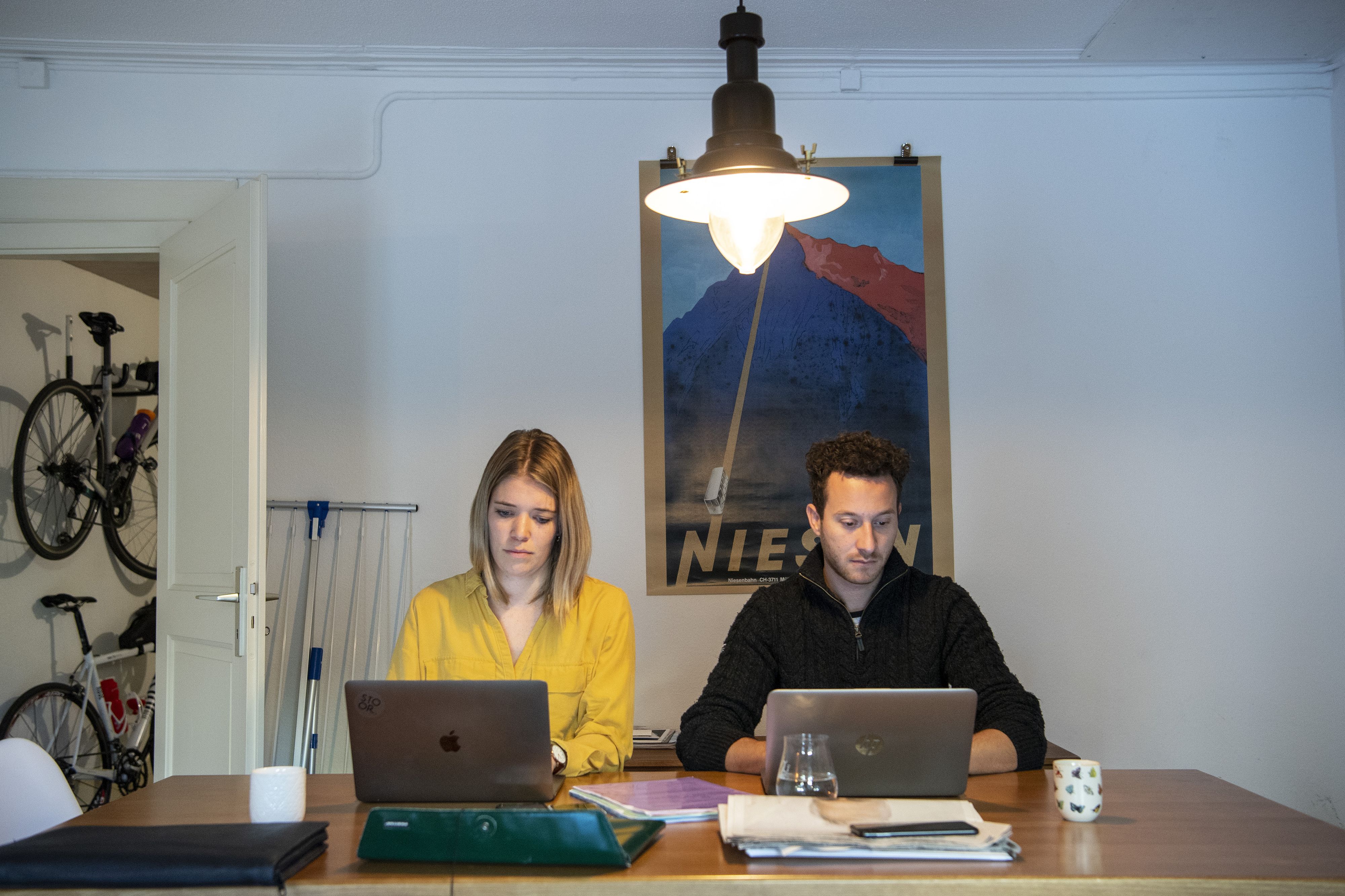 Viele Österreicher wurden auf Homeoffice umgestellt. Nun schaltet sich die Arbeiterkammer ein.