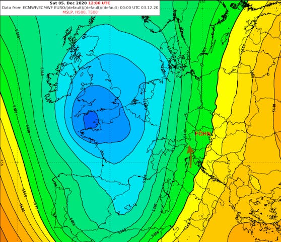 On Saturday there is a pronounced congestion in the south with a foehn in the east.