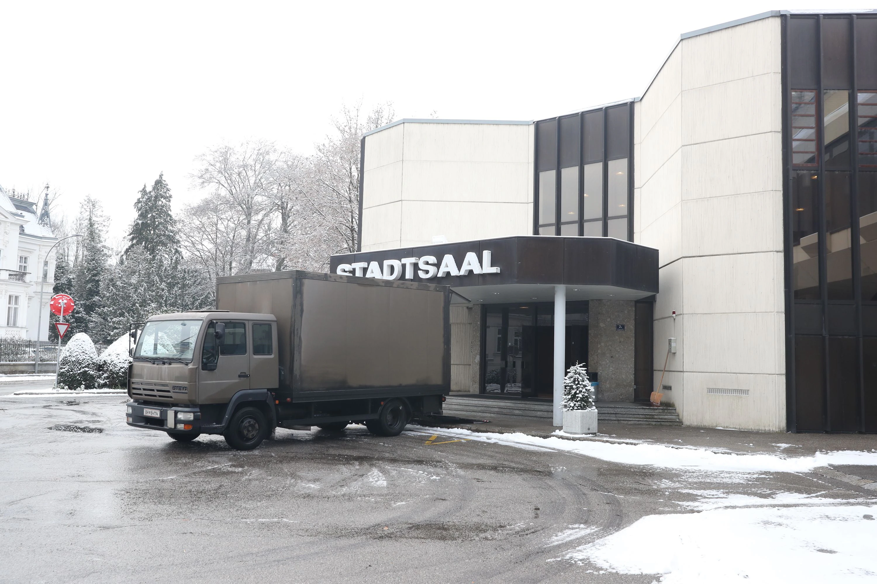 Auch in Steyr begann das Bundesheer mit dem Aufbau.