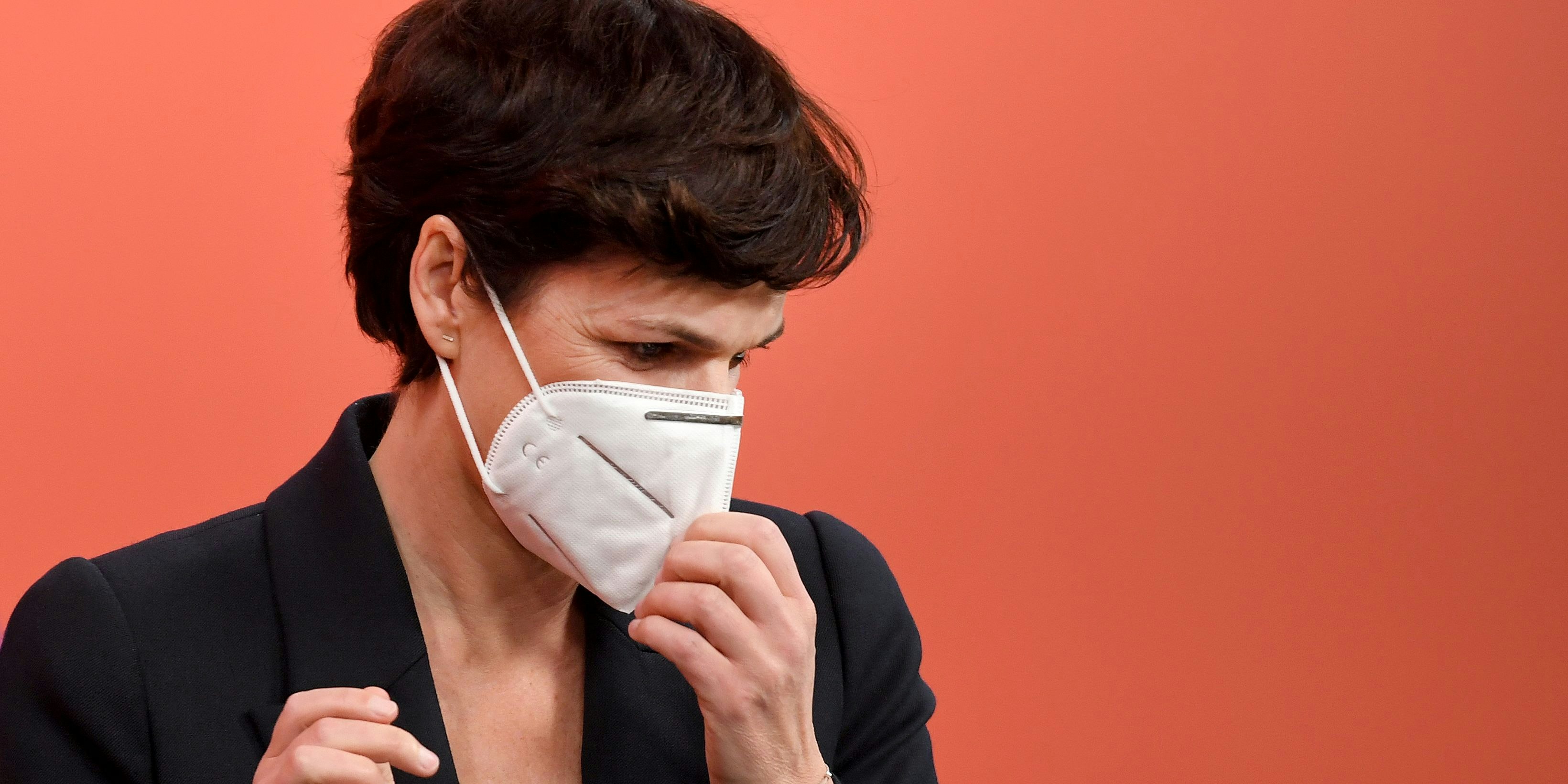 SPÖ-Chefin Pamela Rendi-Wagner setzt sich für Corona-Heimtests und eine "Weihnachtsruhe" des Handels ein.