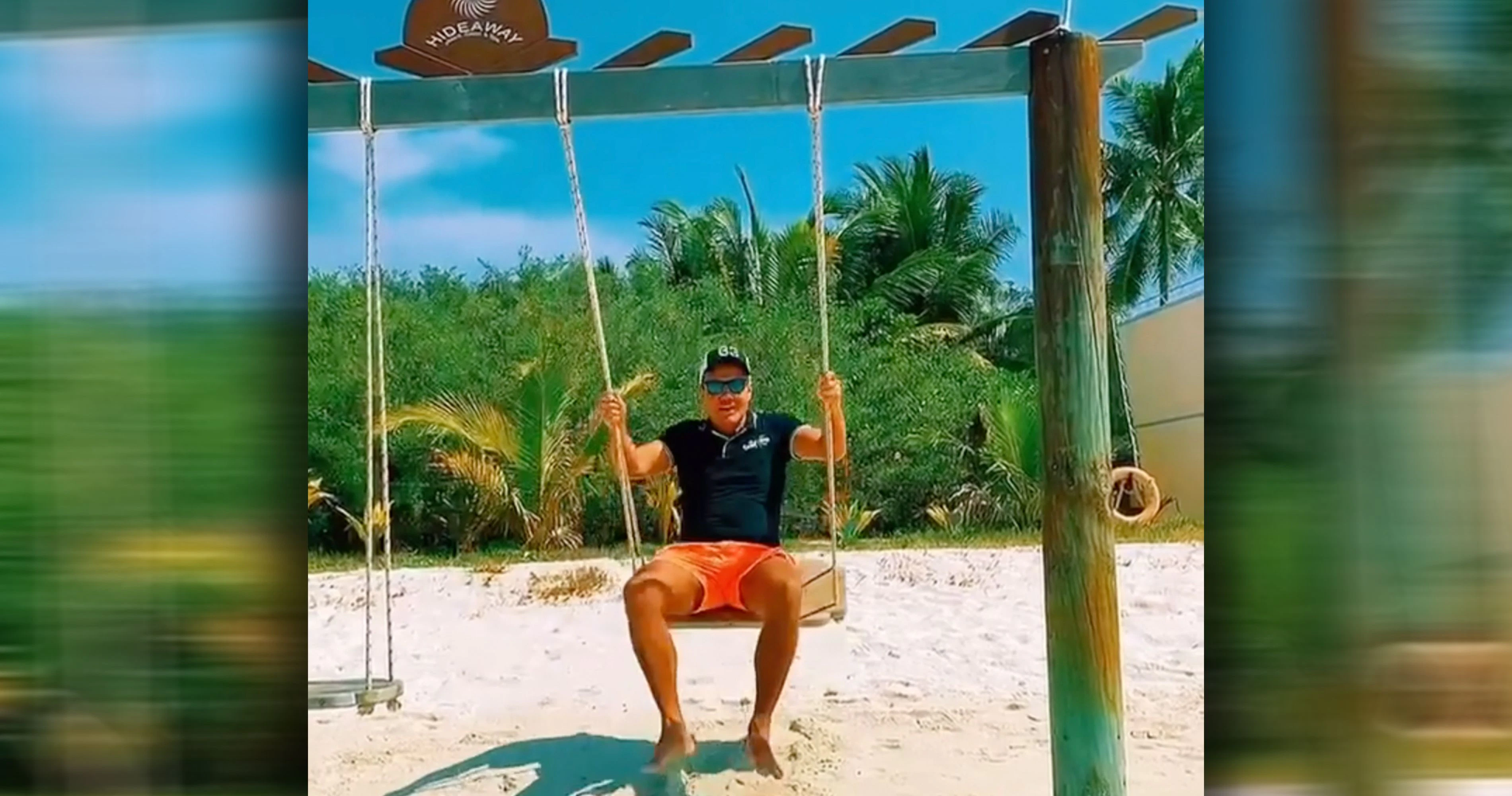 Dieter Bohlen schaukelt im Paradies. Das gefällt nicht allen.