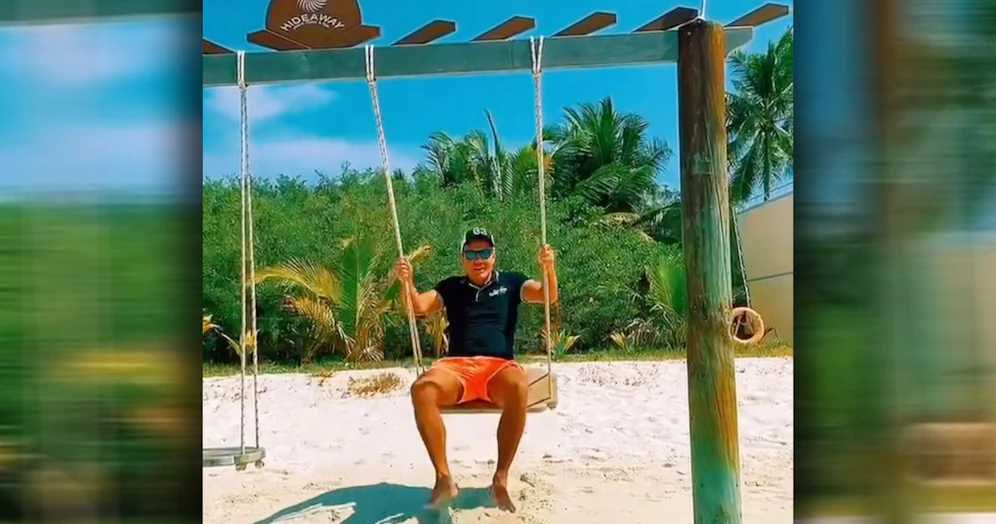 Dieter Bohlen schaukelt im Paradies. Das gefällt nicht allen.
