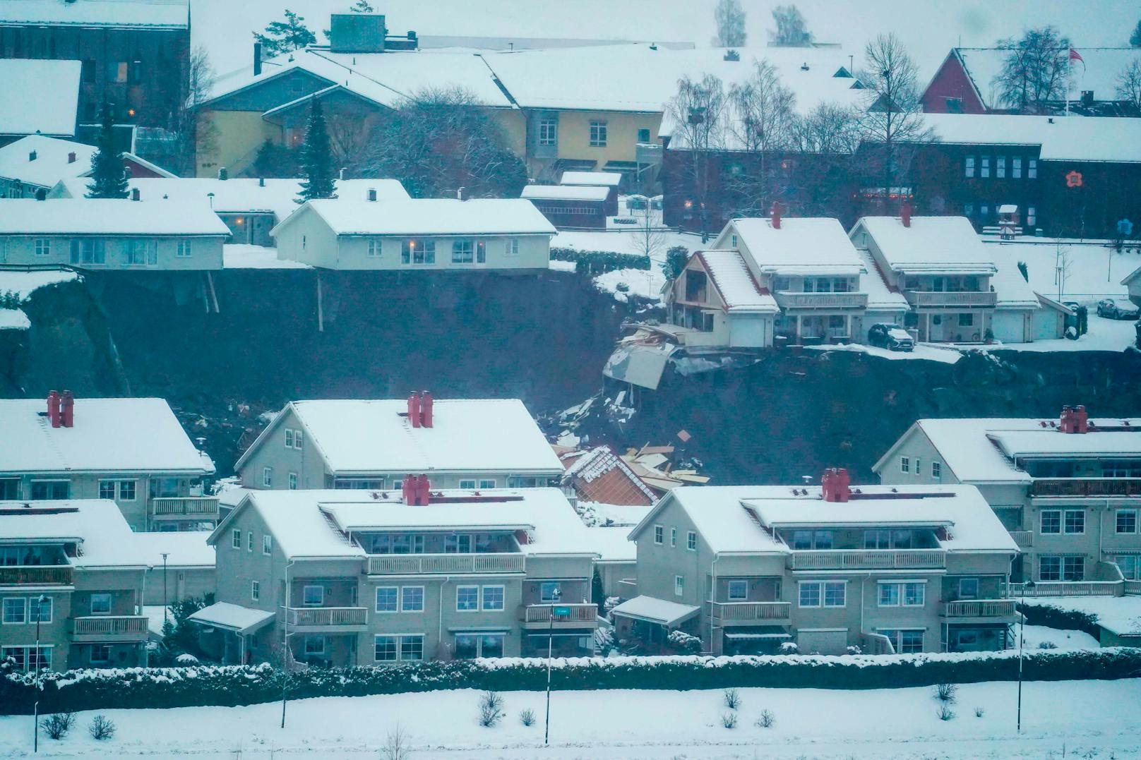 Mindestens neun Personen wurden bei einem Erdrutsch in Gjerdrum verletzt.