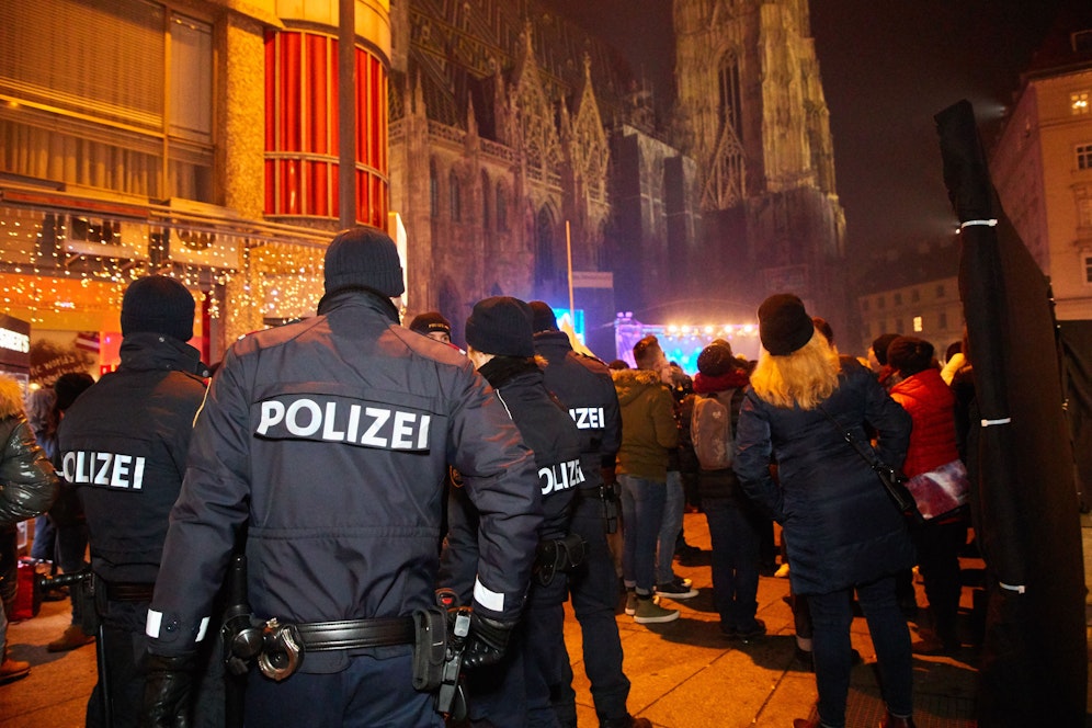 Die Polizei wird zu Silvester 2022 verstärkt im Einsatz sein.