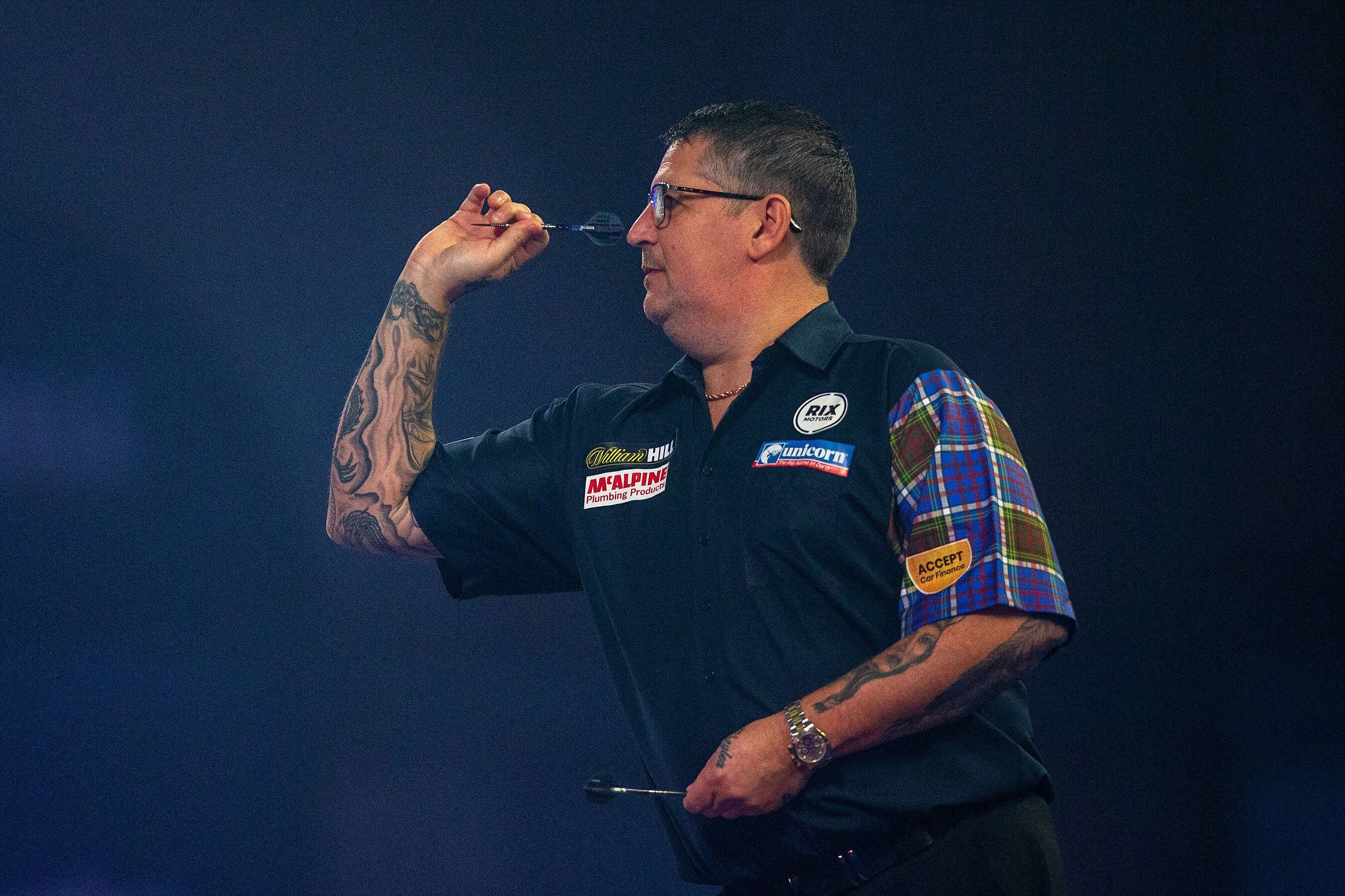 Gary Anderson pöbelt auch gegen Wayne Mardle. 