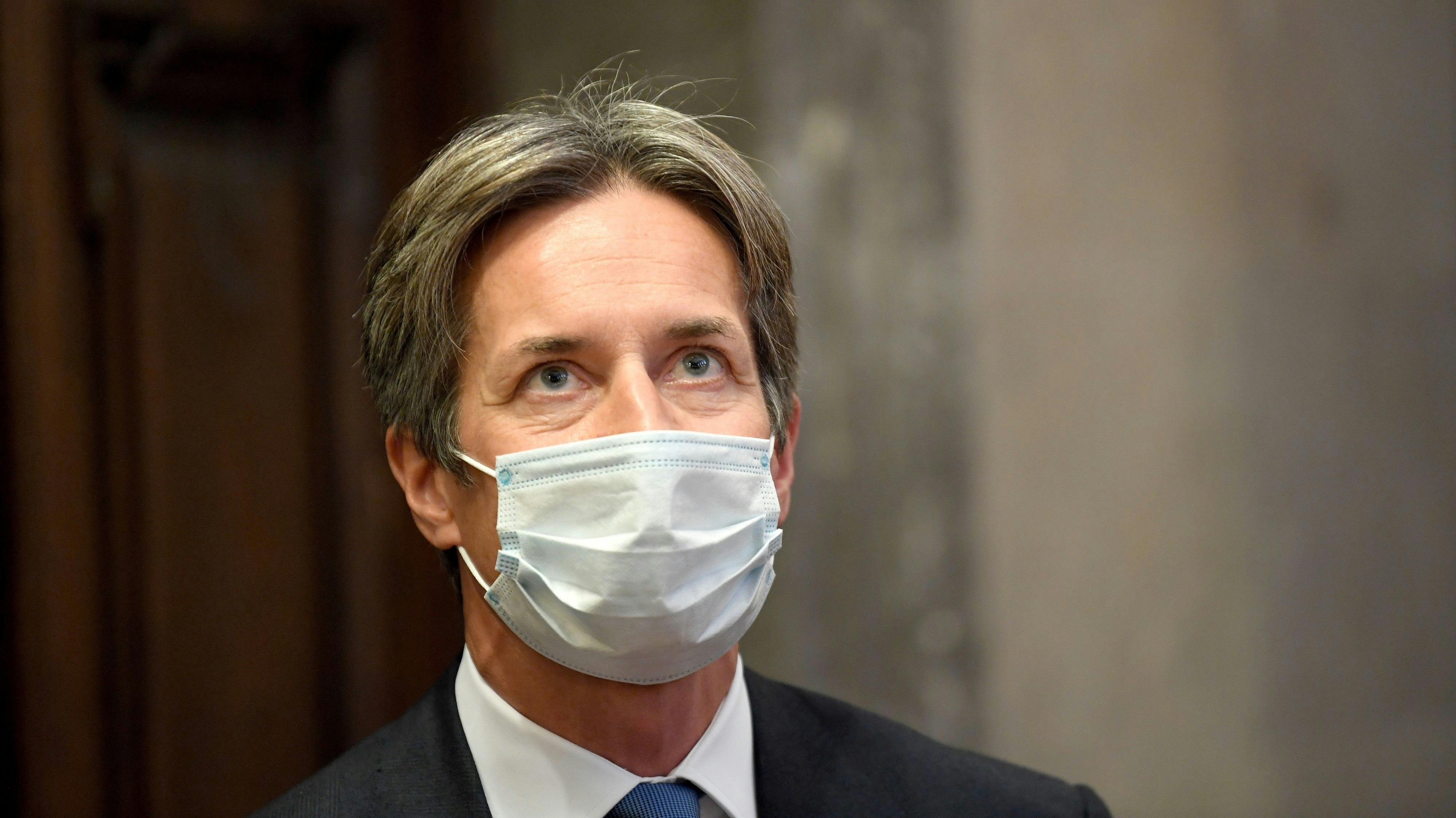 Karl-Heinz Grasser am 4. Dezember 2020 anlässlich der Urteilsverkündung im Strafprozess gegen Ex-Finanzminister Grasser u.a. wegen Bestechungs- und Untreueverdachts bei der Buwog-Privatisierung im Wiener Straflandesgericht.