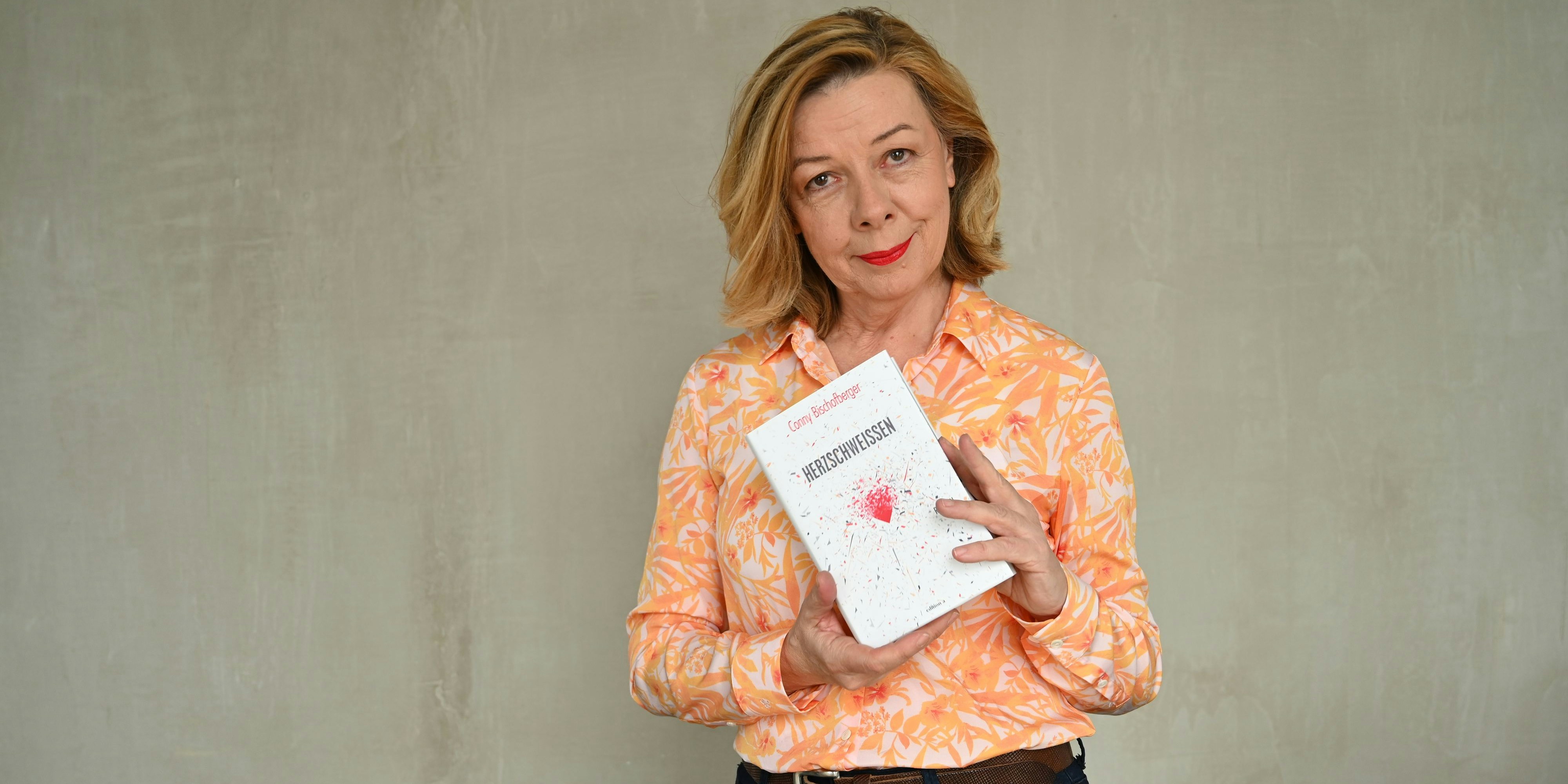 Conny Bischofberger präsentiert am Sonntag ihren Roman "Herzschweißen".
