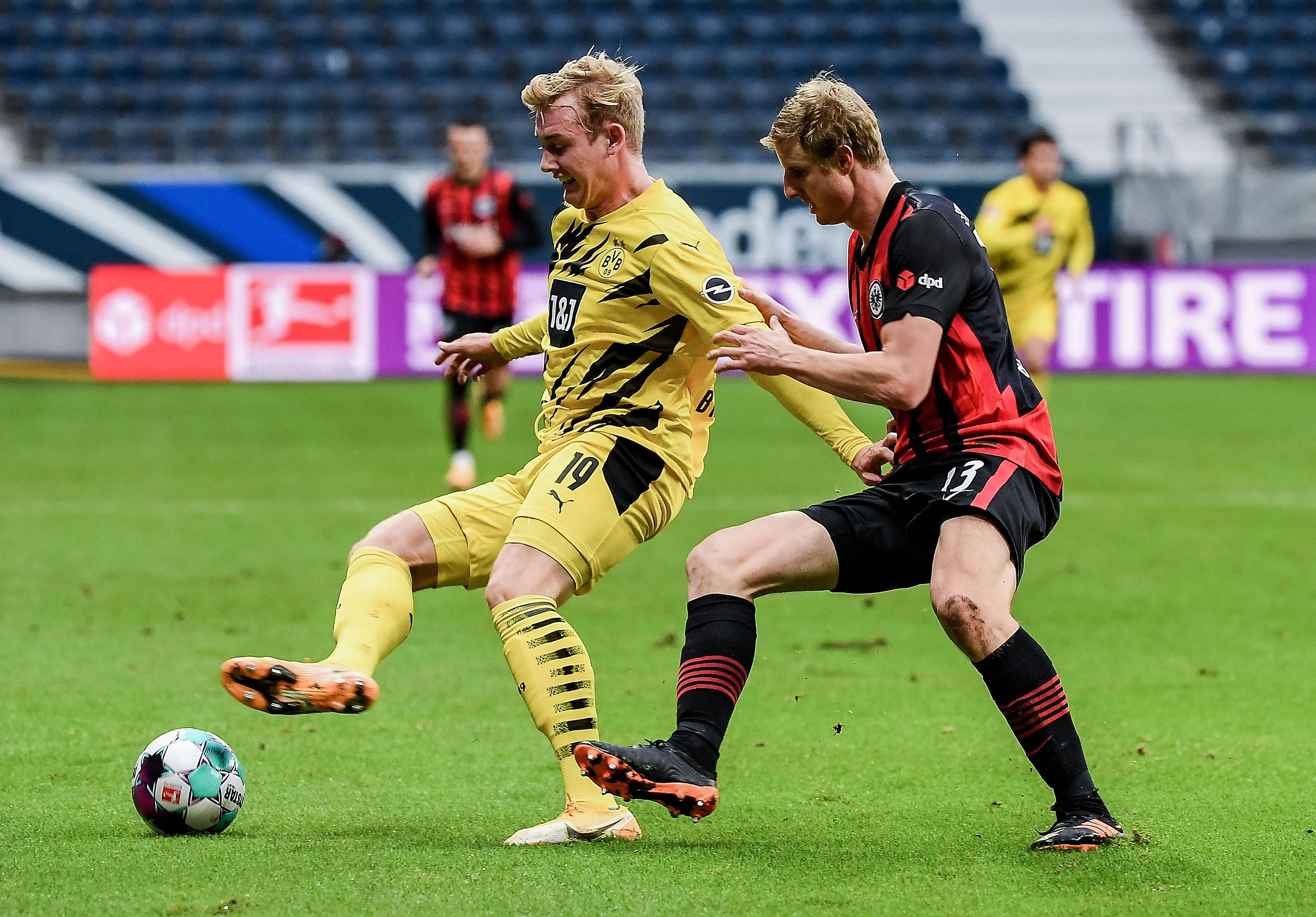 ÖFB-Legionär Martin Hinteregger im Duell gegen Borussia Dortmund. 