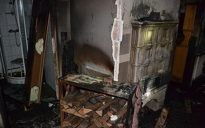 Das Haus wurde innen teils schwer beschädigt.