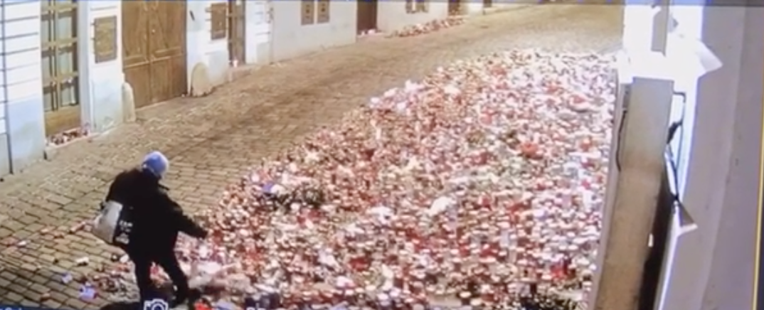 Vandalen-Akt auf Terror-Gedenkstätte in der Seitenstettengasse