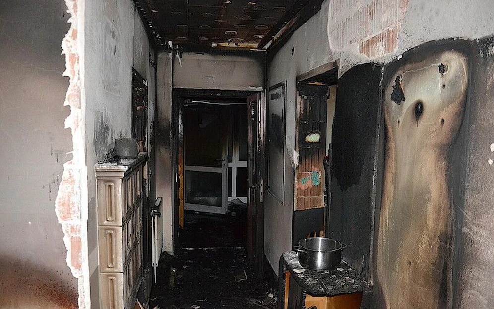 Das Haus wurde innen teils schwer beschädigt.