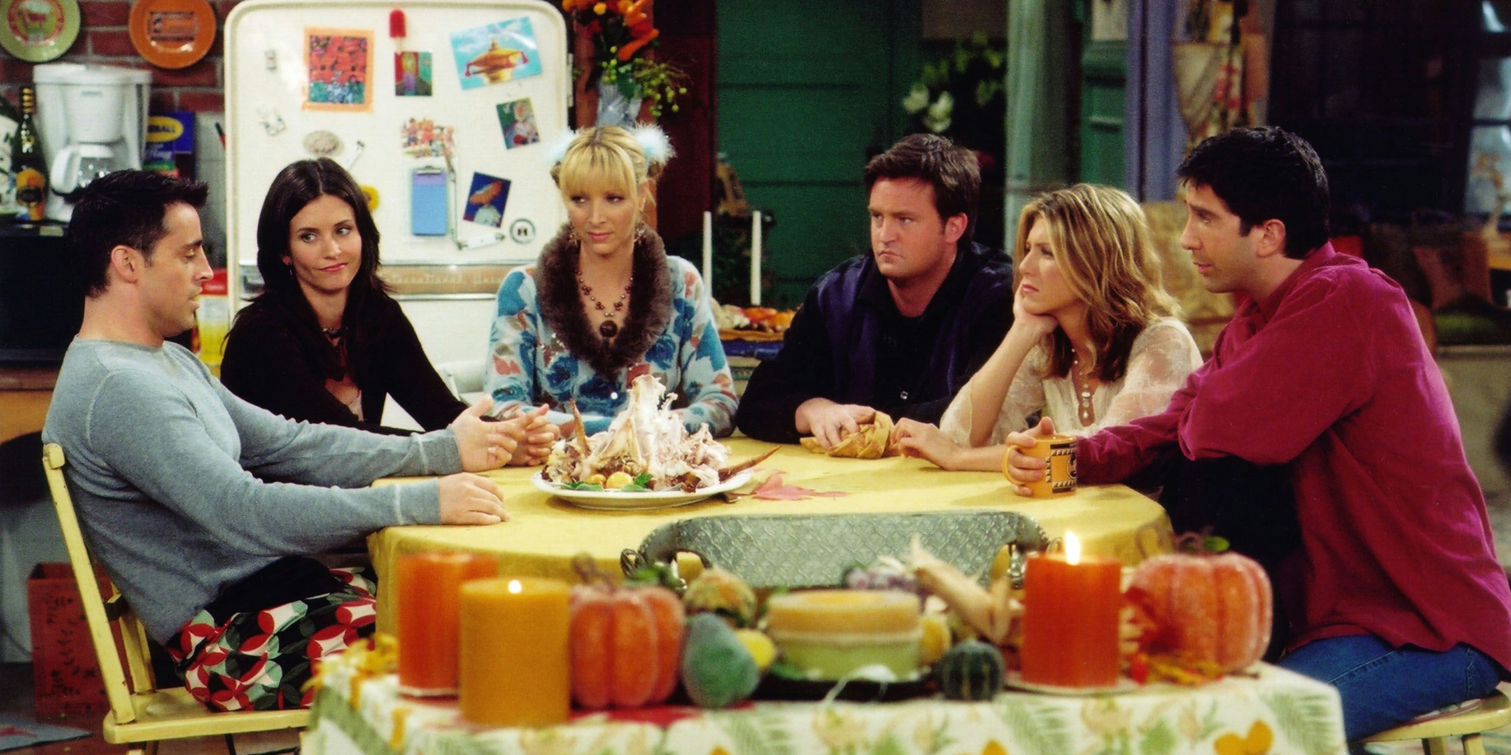 "Friends".Episode: The One With the Rumor.Matt LeBlanc, Courteney Cox Arquette, Lisa Kudrow, Matthew Perry, Jennifer Aniston, David Schwimmer.11-22-2001 (Season 8).Photo by Danny Feld © 2001 Warner / NBC - 20101001_PD7691 - Rechteinfo: Rights Managed (RM) PictureDesk Ã¼bernimmt hinsichtlich der Verwendung durch den Kunden keinerlei Haftung und Garantie. Die Verantwortung liegt ausschlieÃlich beim Kunden. Redaktionelle Printverwendung ist Ã¼blicherweise mÃ¶glich. Keine TV und Videonutzung!