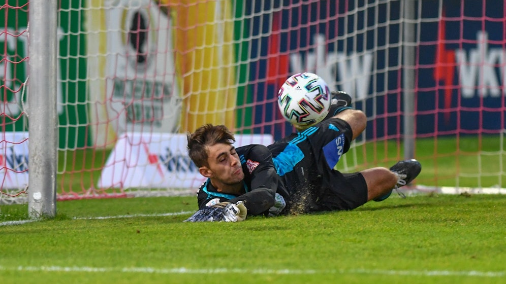 Niklas Hedl: Vertrag bis 2024 bei Rapid