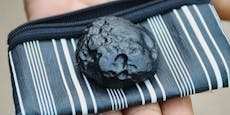 Ehepaar entdeckt 500.000-Euro-Meteoriten vor Haus