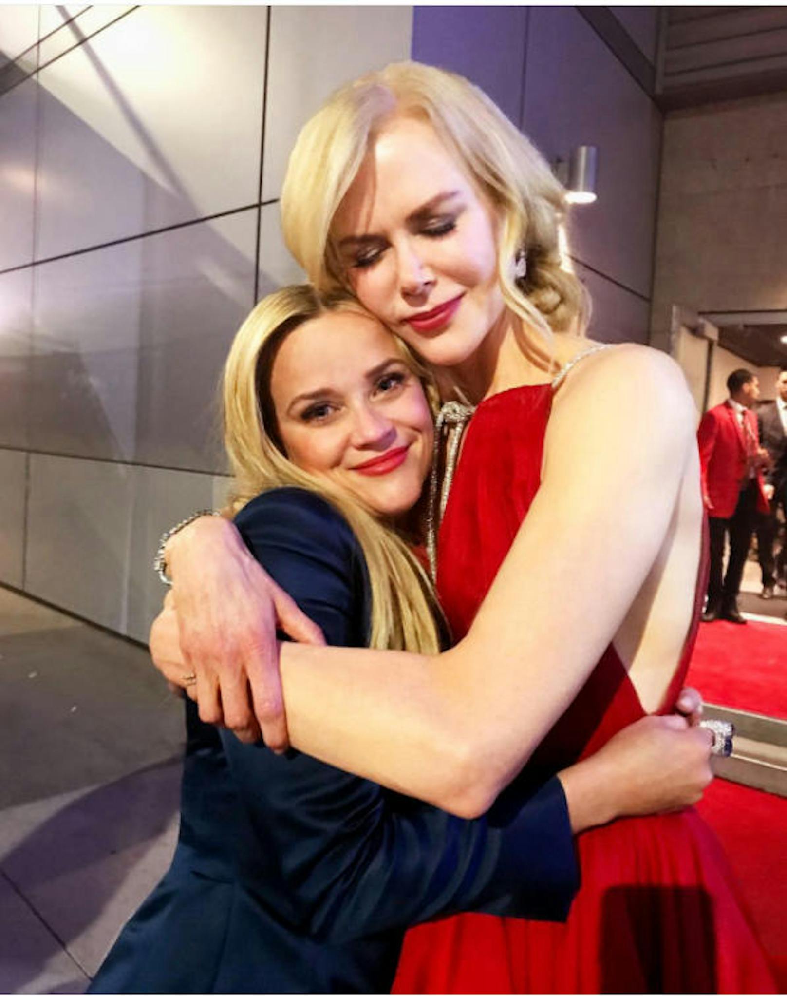 18.09.2017: Freudentränen für Nicole Kidman und Reese Witherspoon. Die beiden räumten Emmys für "Little Big Lies" ab