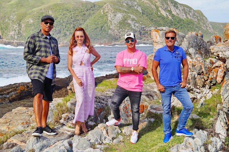 Skandal-Jury bei DSDS 2020 (v.l.) Xavier Naidoo, Oana Nechiti, Pietro Lombardi und Dieter Bohlen am zweiten Set des Auslands-Recalls in Südafrika in der Bucht von Storms River Mouth im Tsitsikamma Nationalpark. Kurz danach ...