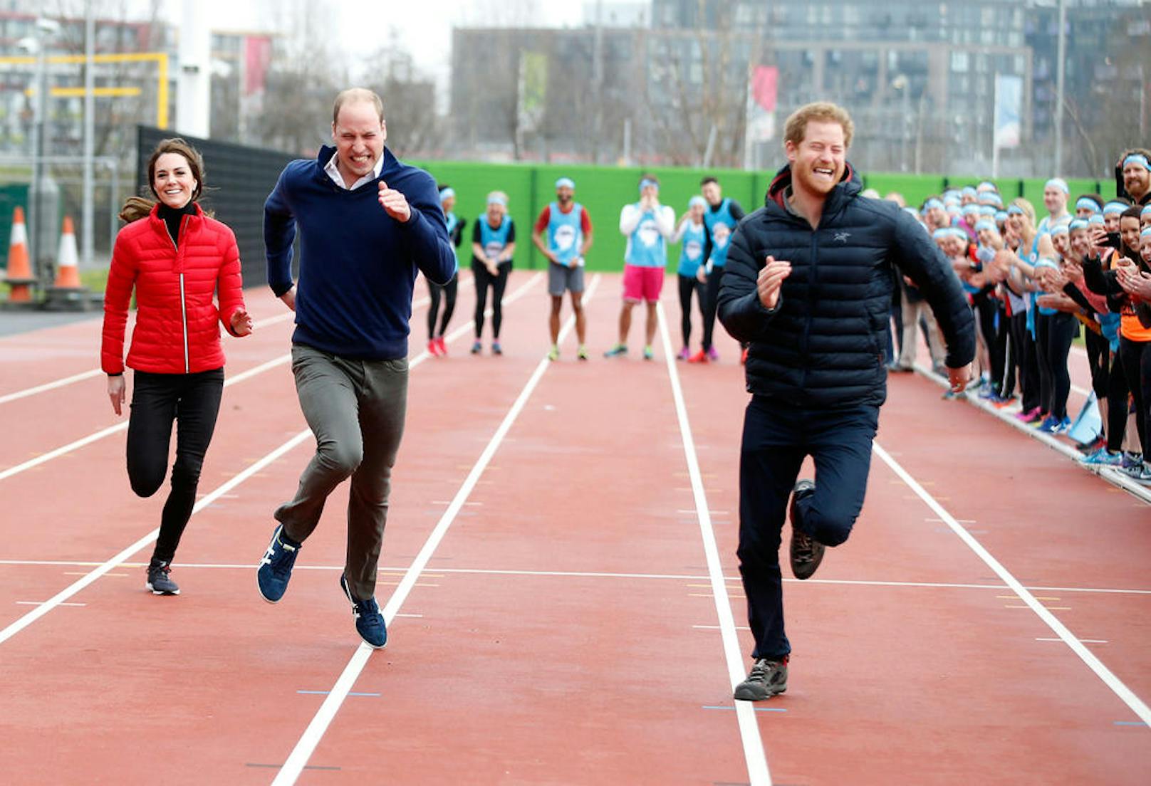 Herzogin Catherine, Prinz William und Prinz Harry nehmen an einem Charity-Lauf in London teil.