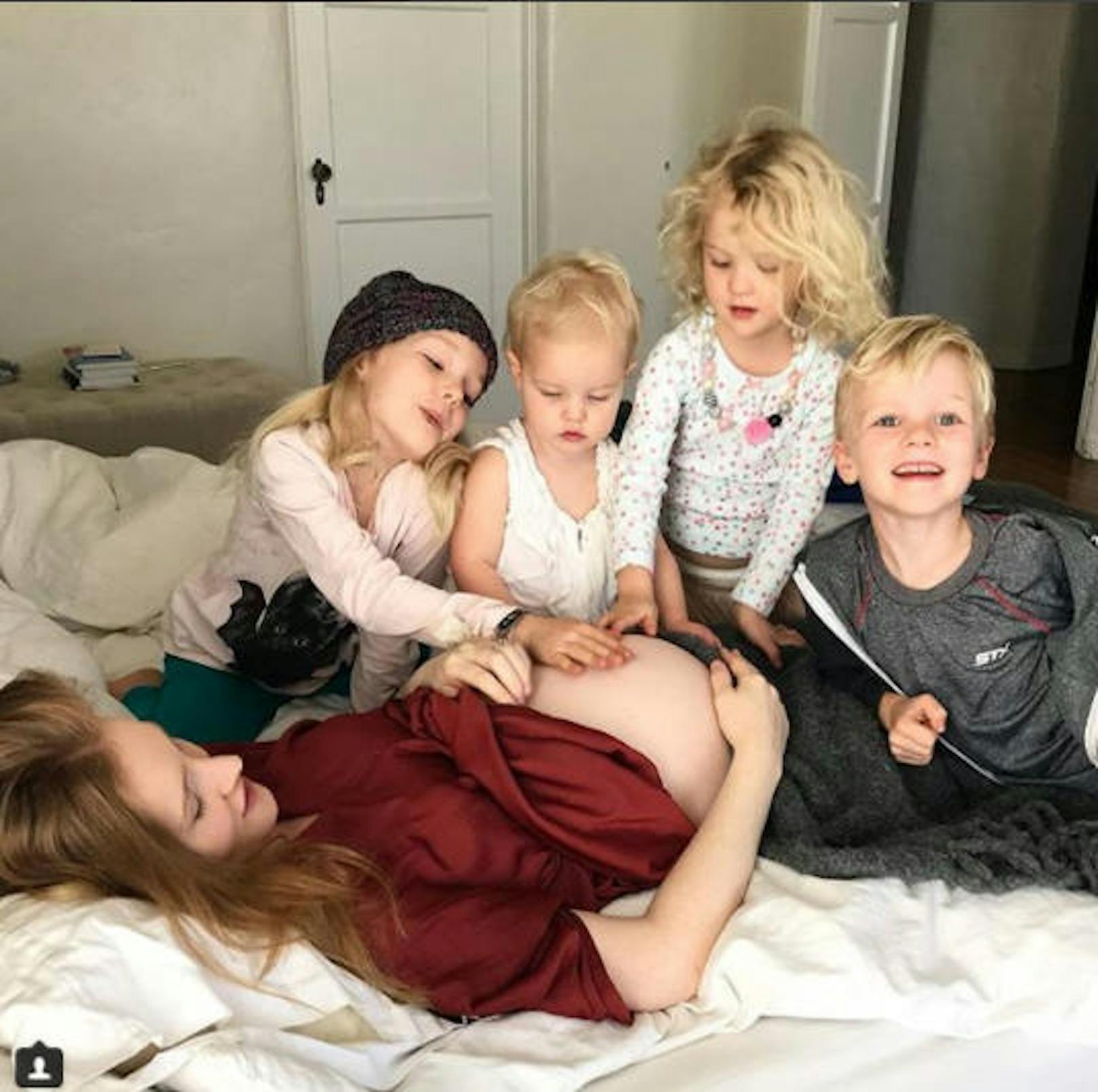 25.02.2018: James Van der Beek bekommt sein 5. Kind mit Kimberley Brook.