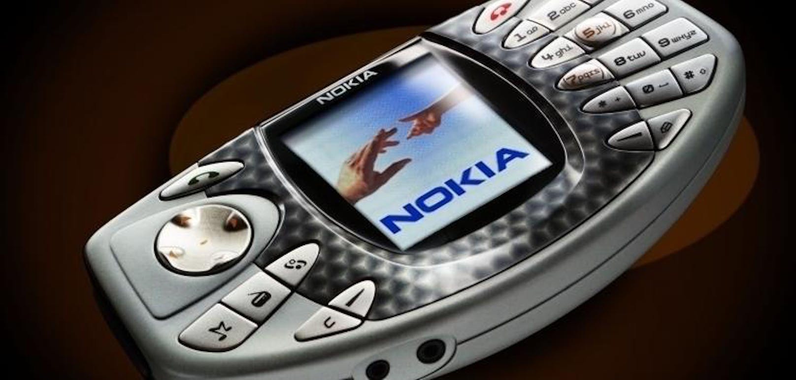 Ein Handy, das auch Konsole sein will: Heute kann das jedes Smartphone, 2002 war die Idee von Nokia revolutionär - und funktionierte im Markt dennoch nicht. (Foto: Getty)