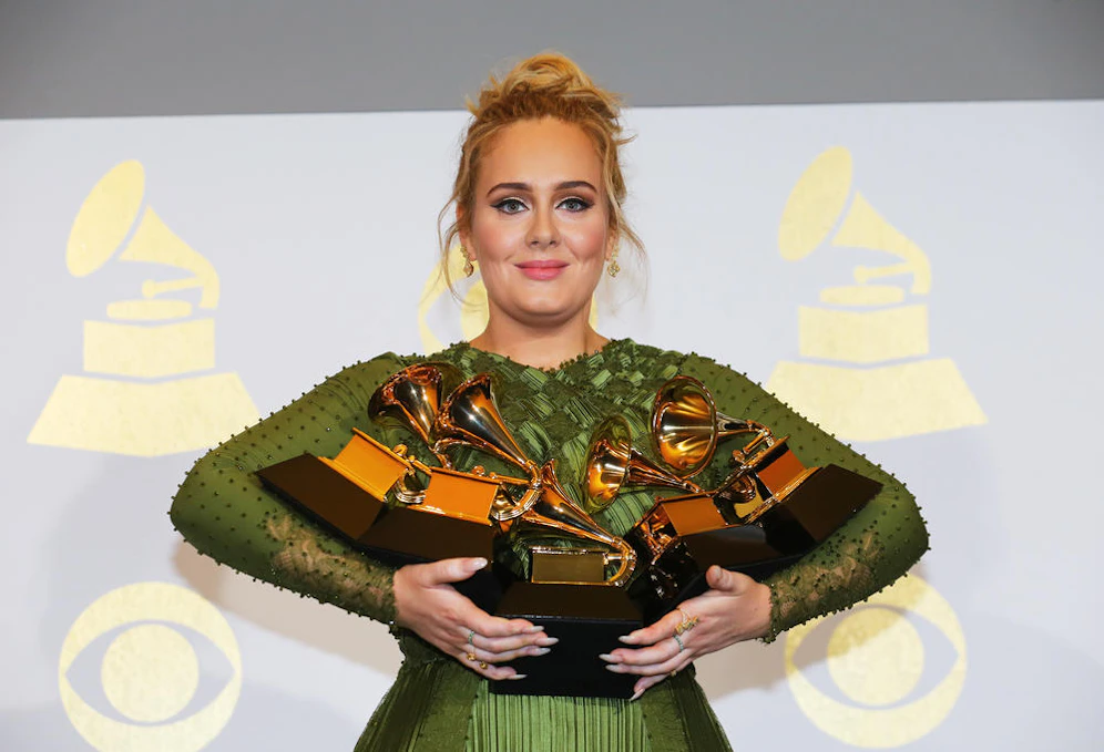 Die mehrfache Grammy-Gwinnerin Adele fühlt sich zu alt für Musikfestivals und erinnert sich an ihre 