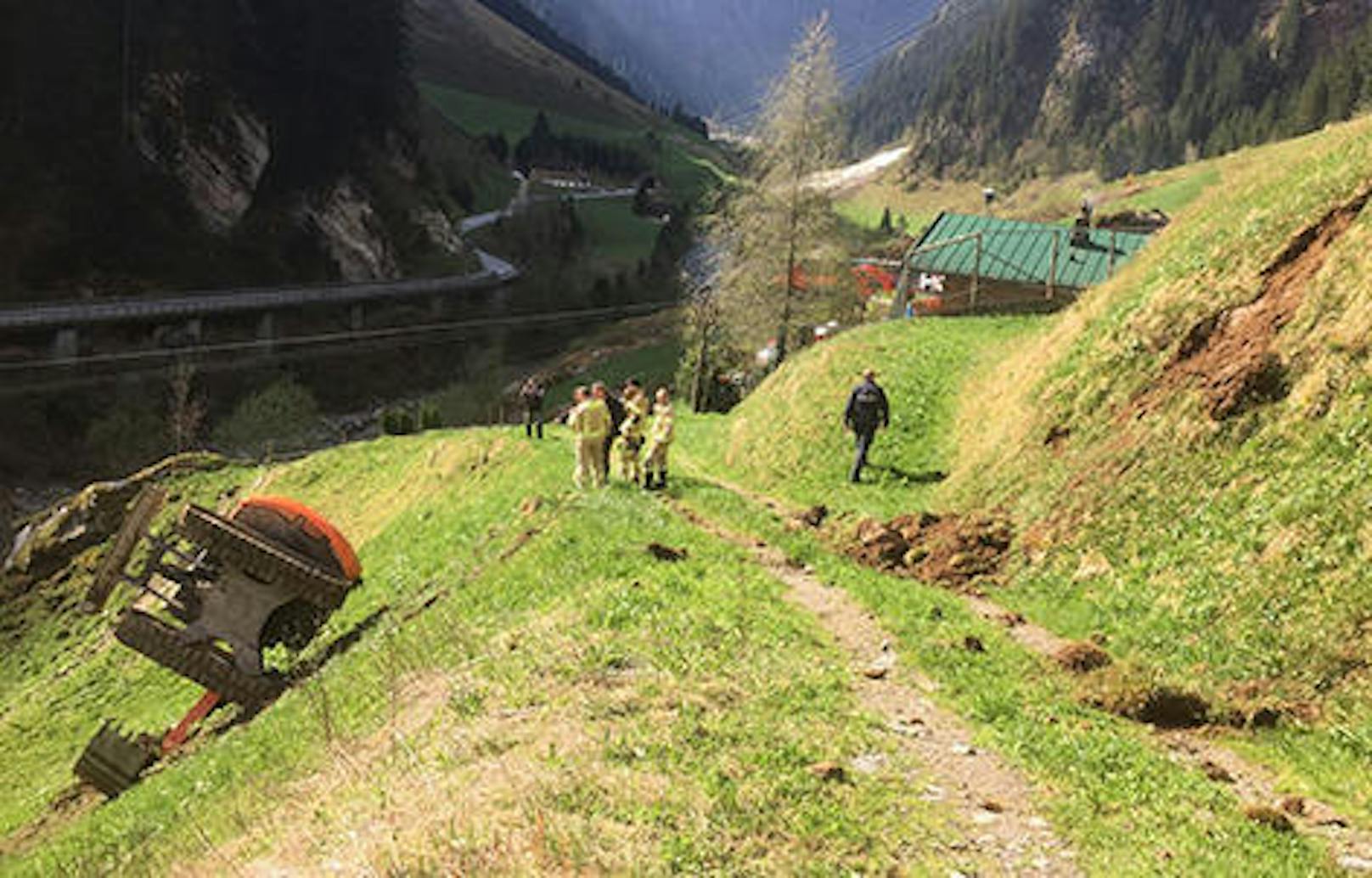 Baggerabsturz in Tirol