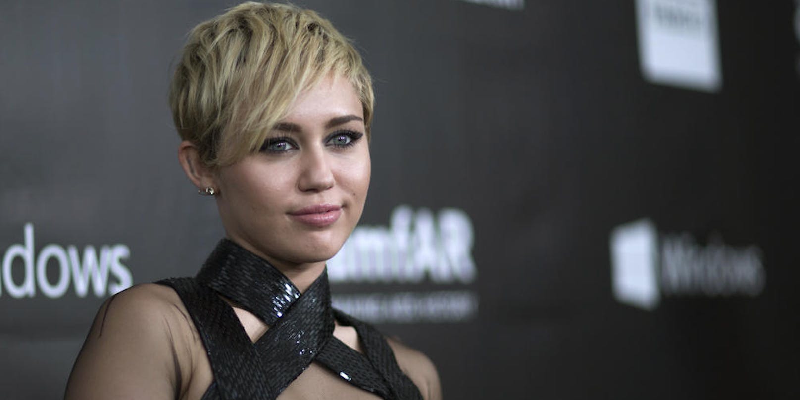 Miley Cyrus wendet sich über Instagram an ihre Fans: "Wir können nicht länger zusehen, jeder von uns muss seinen Teil dazu beitragen, dass Gerechtigkeit für alle Wirklichkeit wird"