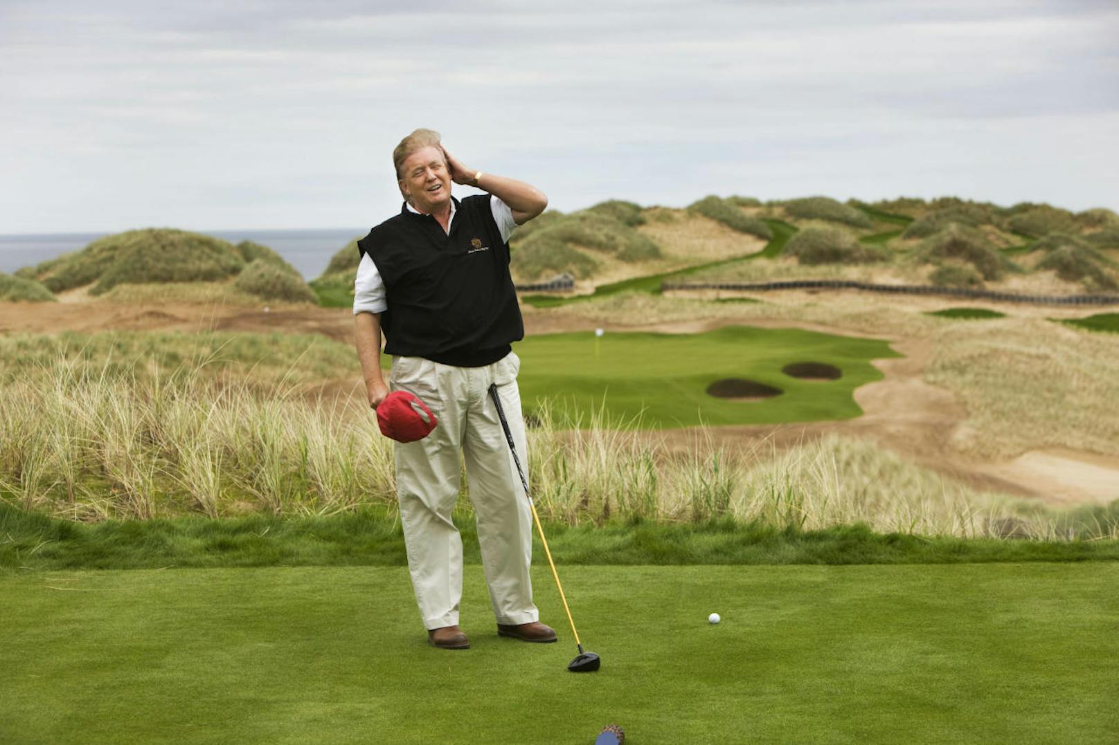Donald Trump liebt sein Haar und Golf - er besitzt 16 Golfplätze und laut Eigenangaben  Handicap 2,8