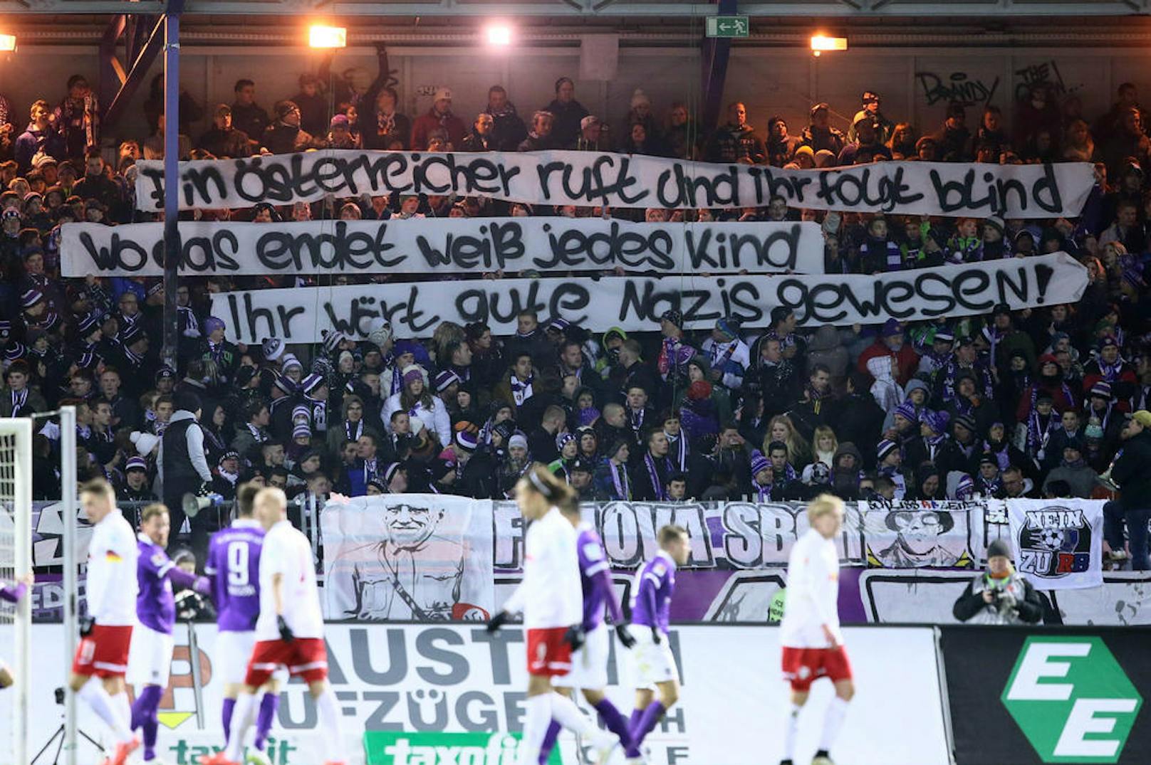 Fans des Erzgebirge Aue stellten Didi Mateschitz ins politisch rechte Licht.