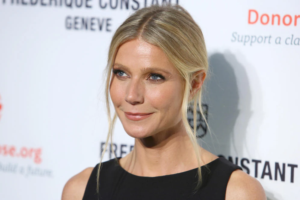 Von Schauspielerin <strong>Gwyneth Paltrow</strong> und ihrer Tochter gibt es nur wenige gemeinsame Fotos. Ein Sonnenbad-Selfie begeistert jetzt die Fans umso mehr.