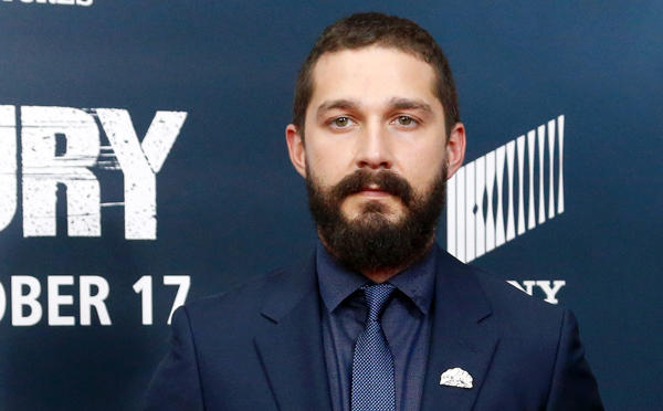 <strong>Shia LaBeoufs</strong> auffälliges Verhalten hat ernste Konsequenzen: Der Schauspieler wird wegen Körperverletzung und Diebstahl angezeigt.