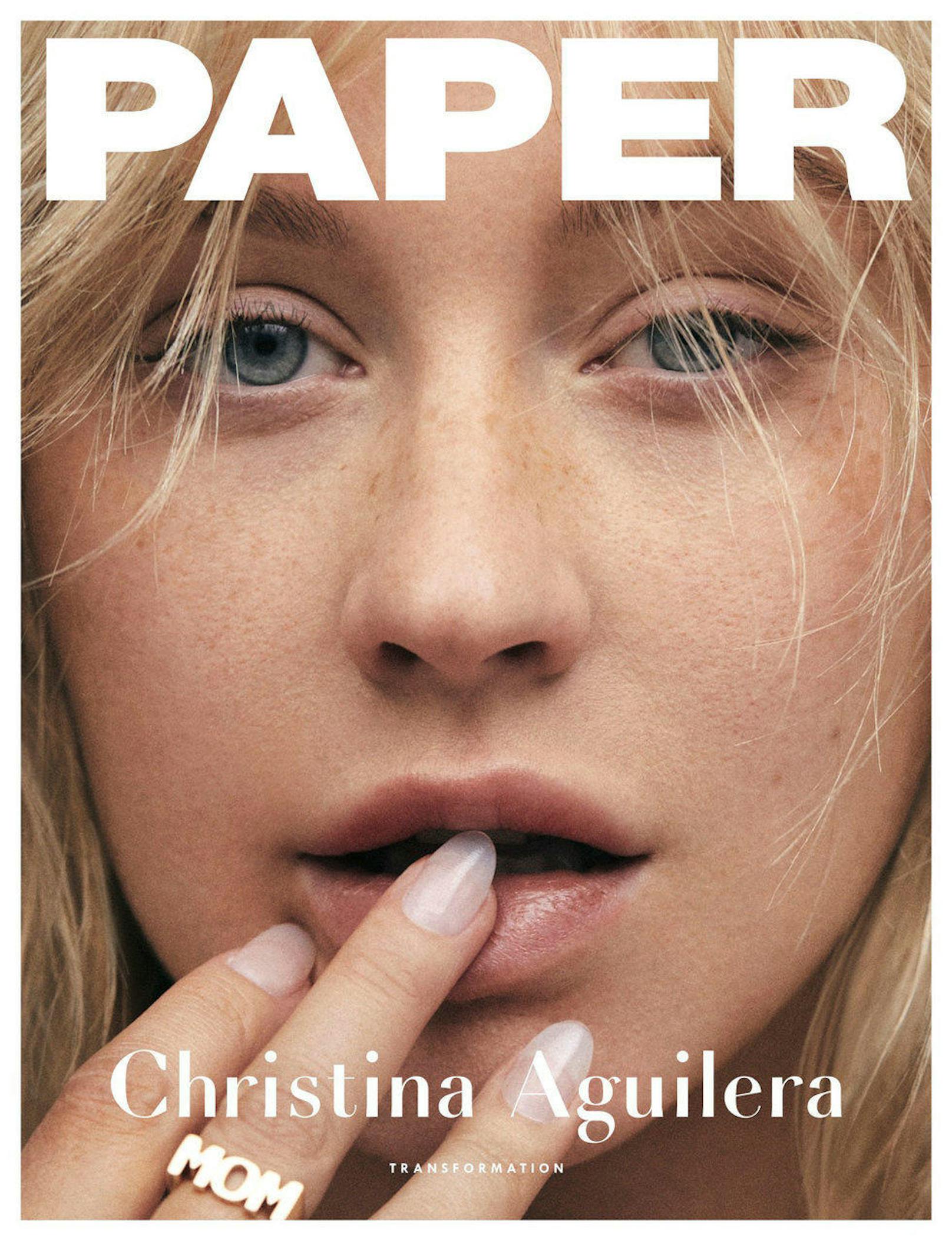 27.03.18: Fast nicht zu erkennen ist Superstar Christina Aguilera (37) auf den Fotos, die für das neue "Paper"-Magazin geschossen wurden. Sie verzichtet darauf komplett auf Make-up.