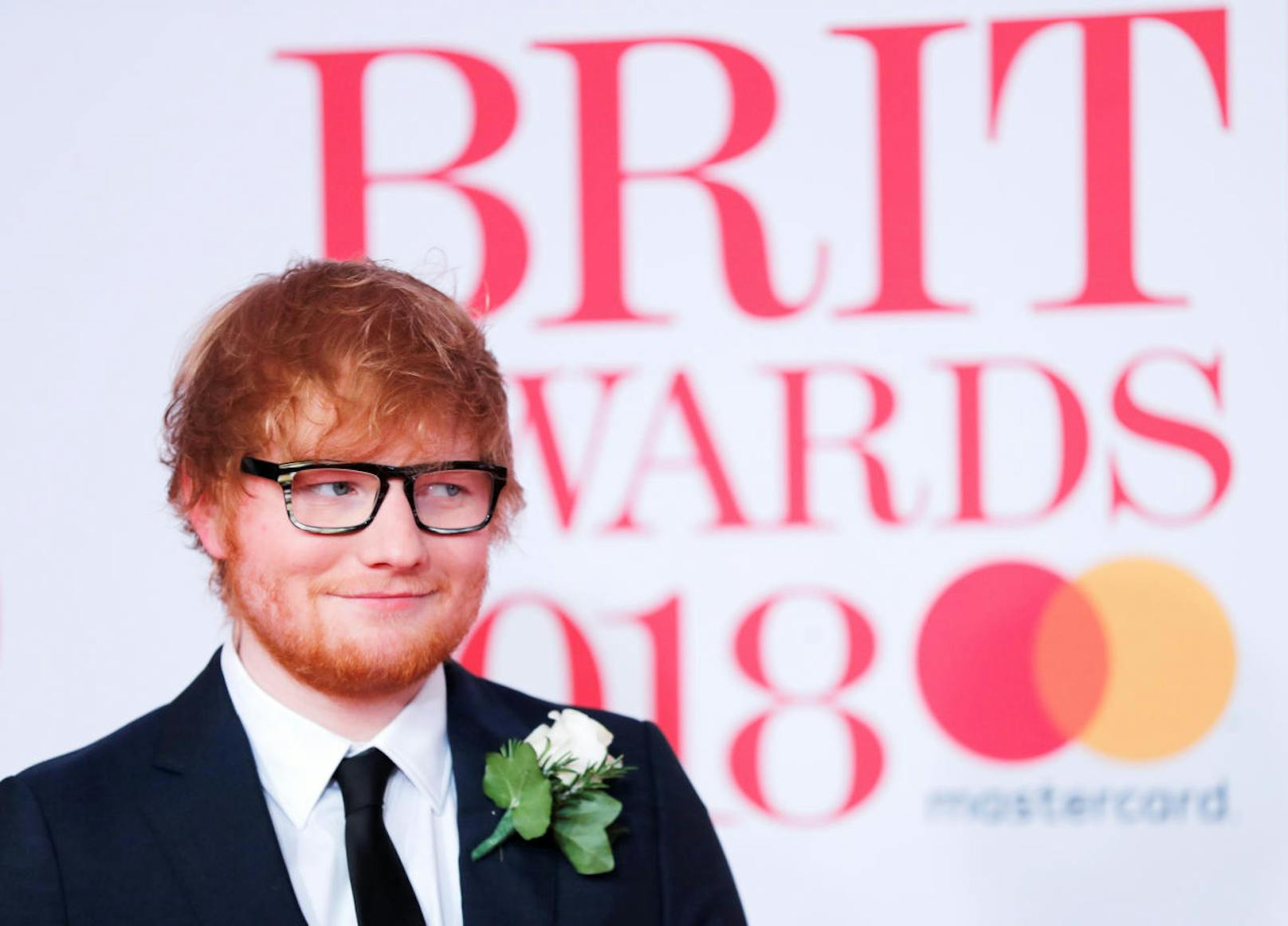 Große Ehre! Ed Sheeran verschenkt gerne Marmor-Penisse