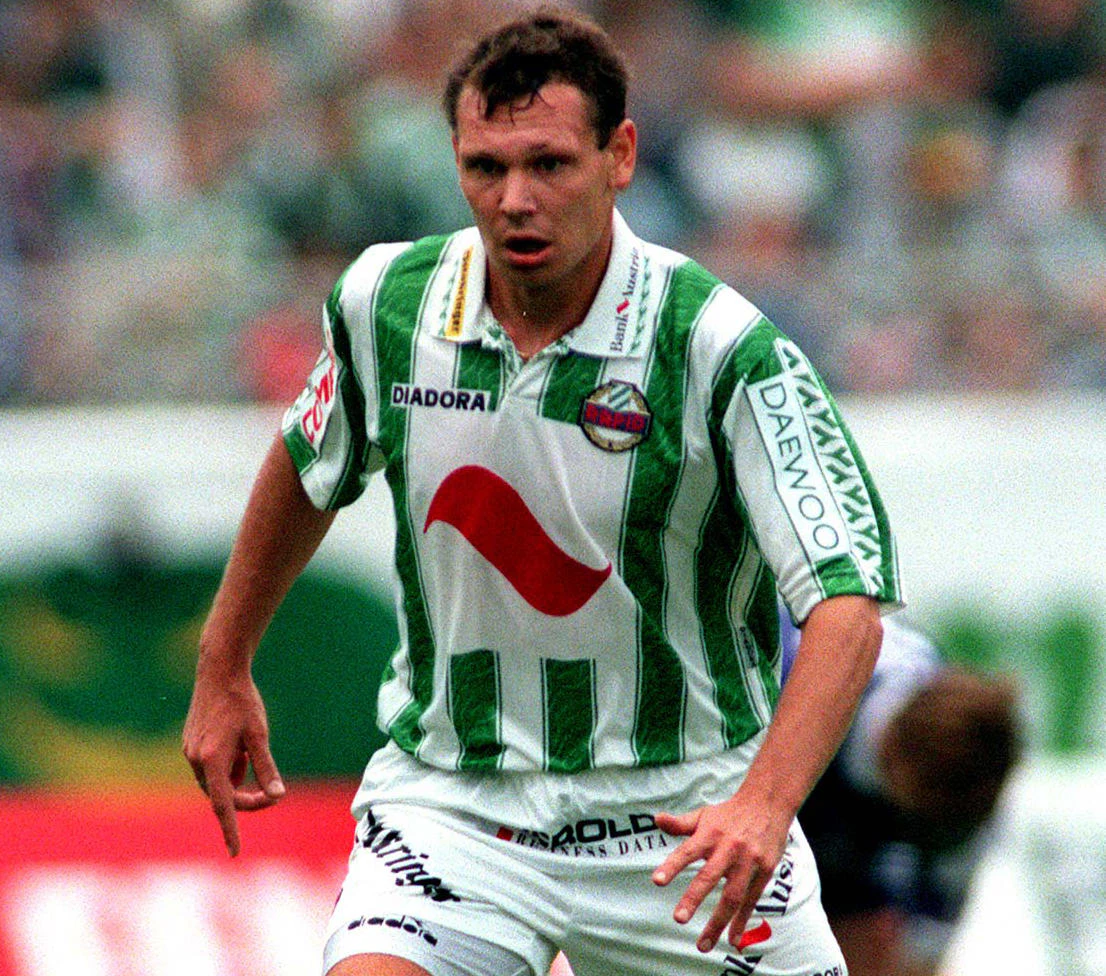 Für Rapid bestritt Mandreko 124 Spiele und erzielte dabei 18 Tore. Mit Didi Kühbauer, Zoran Barisic und Stefan Marasek verband ihn eine innige Freundschaft.