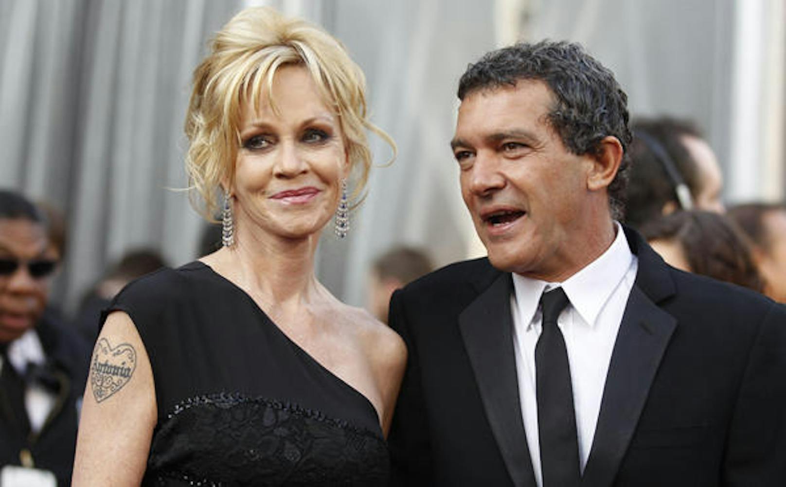 Von 1996 bis 2015 war Banderas mit der US-Schauspielerin<strong> Melanie Griffith </strong>verheiratet. In seinem Film "Verrückt in Alabama" übernahm sie 1999 die Hauptrolle.